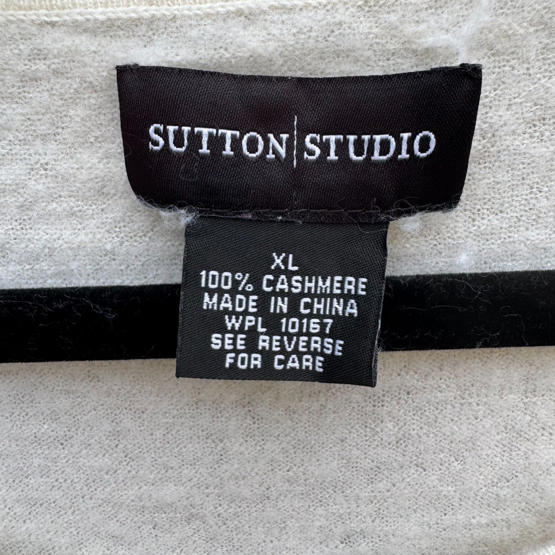 Sutton Studio Womens XL Luxury Cashmere Knit Scoop Neck Sweater Minimalist