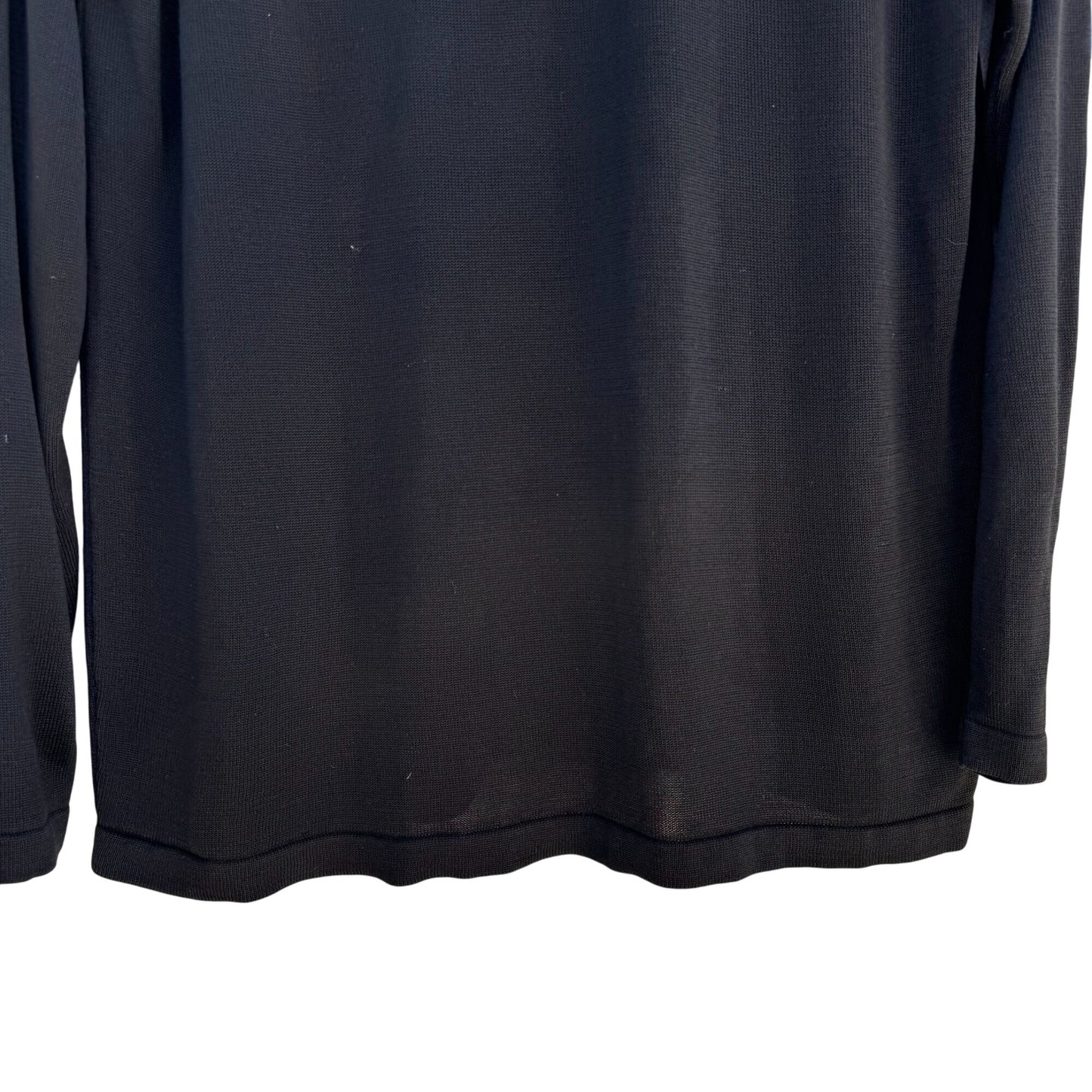 Womens Black Long-Sleeve Knit Crewneck Long Sleeve Minimalist Shirt Blouse Top