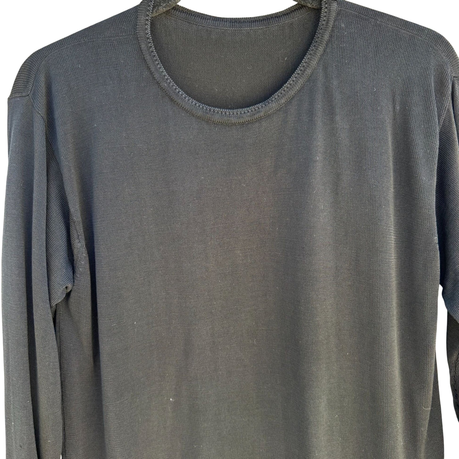 Womens Black Long-Sleeve Knit Crewneck Long Sleeve Minimalist Shirt Blouse Top