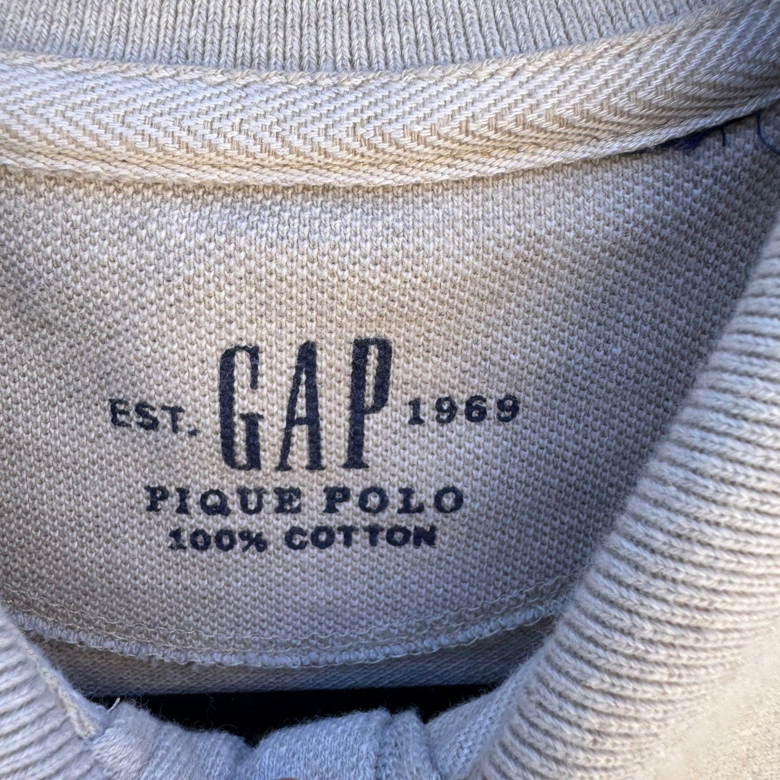GAP Mens Preppy Pique Polo Minimalist Shirt Neutral Grey Old Money All Cotton L
