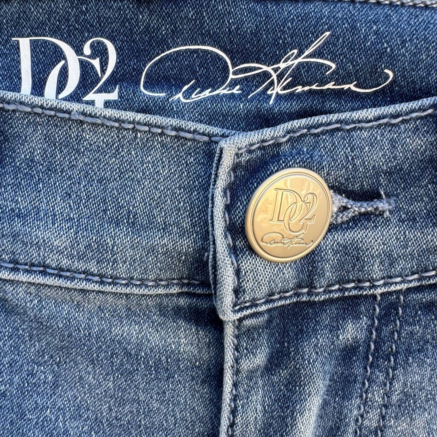 Diane Gilman D2 Blue Denim Cropped Capri Jeans Womens 2P Light Wash Stretch New