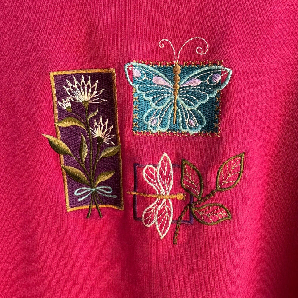 Alfred Dunner Vintage Embroidered Pink Crewneck Pullover Granny Cottage Sweatshirt