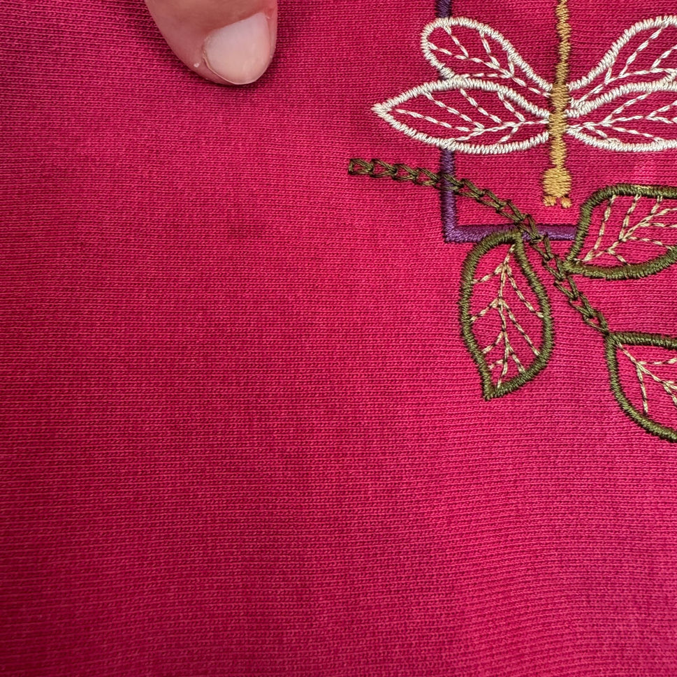 Alfred Dunner Vintage Embroidered Pink Crewneck Pullover Granny Cottage Sweatshirt