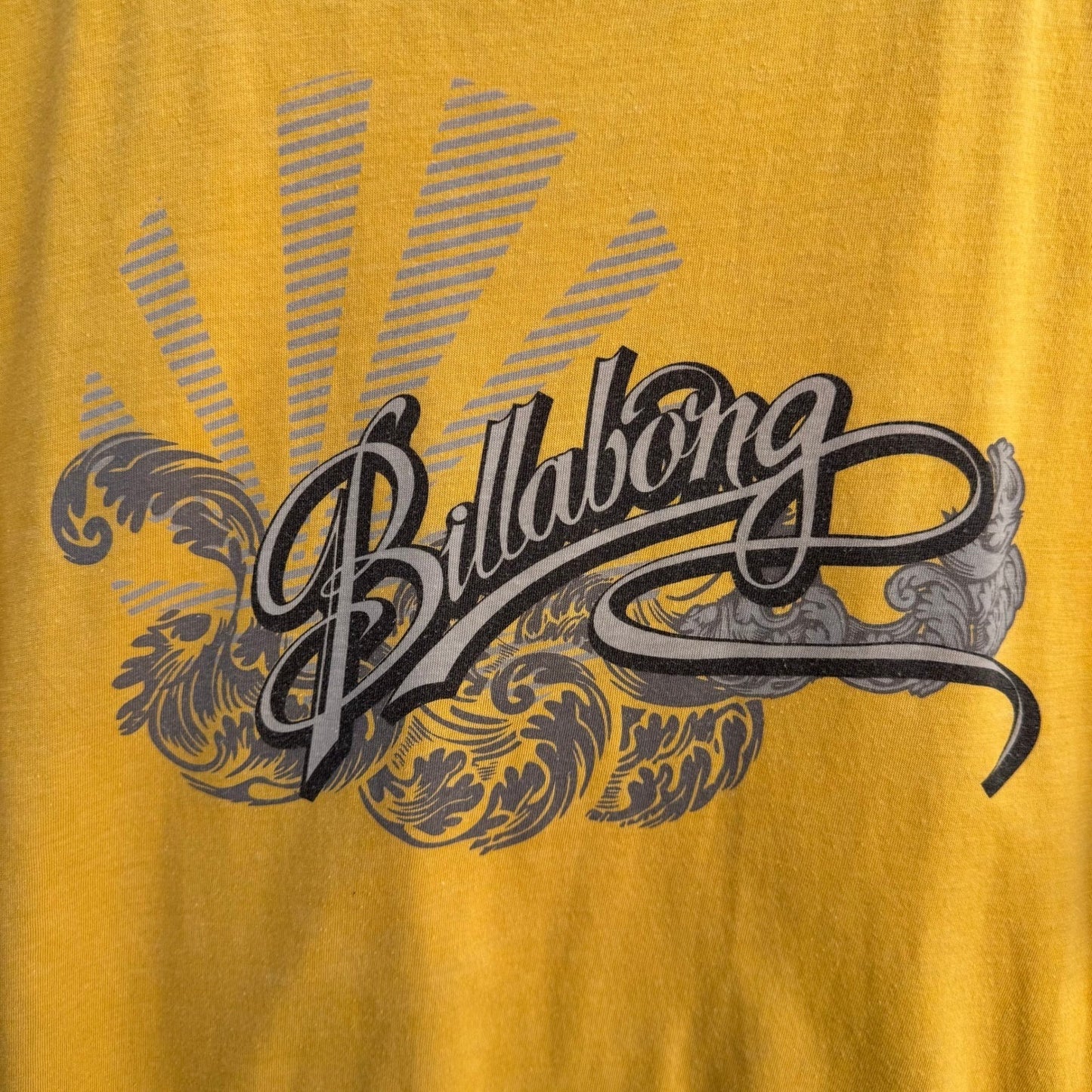 Billabong Vintage Mens Mustard Yellow Graphic T-Shirt Wave Sunburst Short Sleeve
