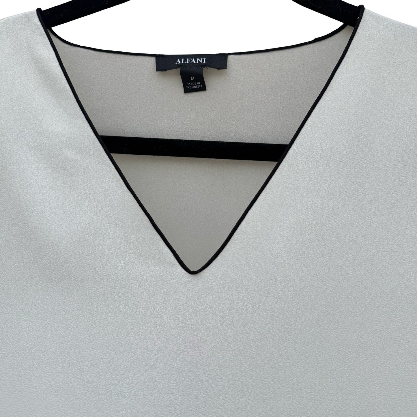 Alfani Womens White V-Neck Blouse Black Contrast Trim Bow Bell Cuff Medium NWT