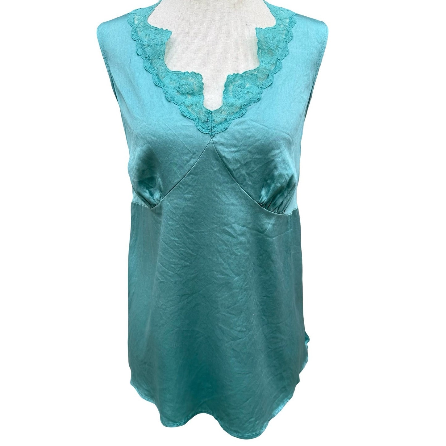 Vintage Y2K Turquoise Silky Lace Trim V-Neck Camisole Sleeveless Coquette Top M