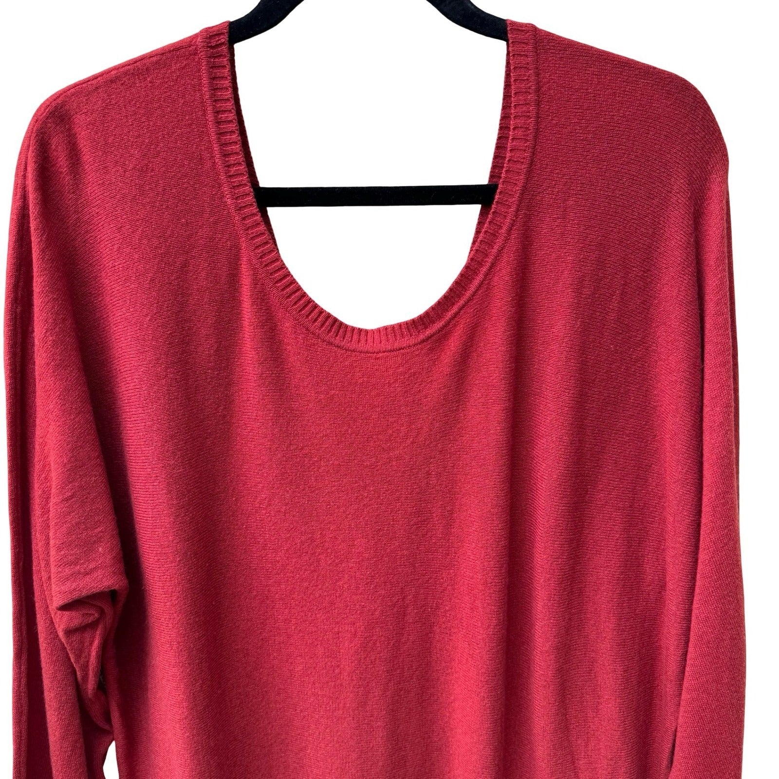Vince 100% Cashmere Quiet Luxury Designer V Back Scoop Neck Sweater Tomato Red L