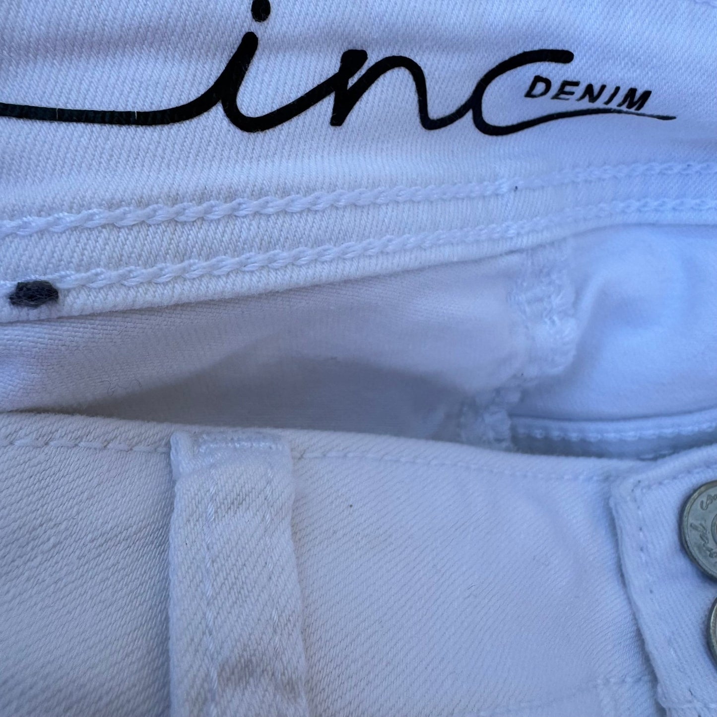 INC International Concepts White Straight Leg Crop Jeans Regular Fit Size 4