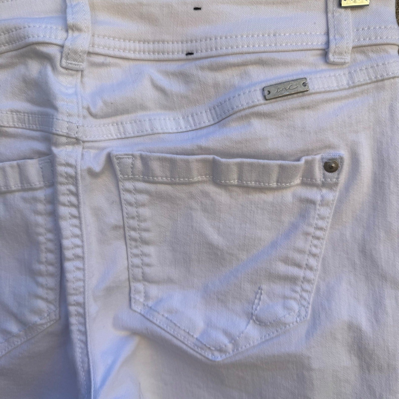 INC International Concepts White Straight Leg Crop Jeans Regular Fit Size 4