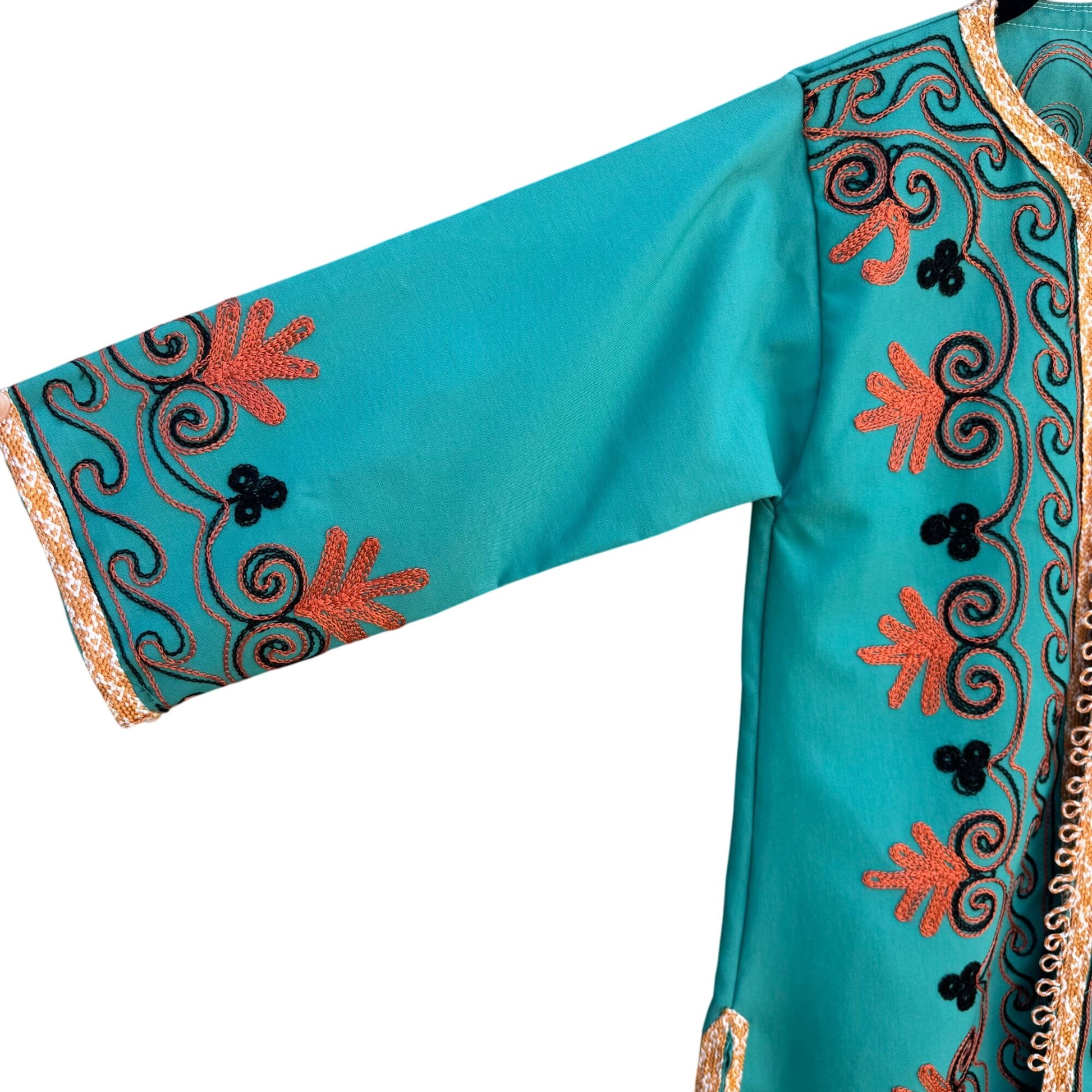 Handcrafted Vintage Womens Teal Embroidered 3/4 Sleeve Side Slit Full Button Top