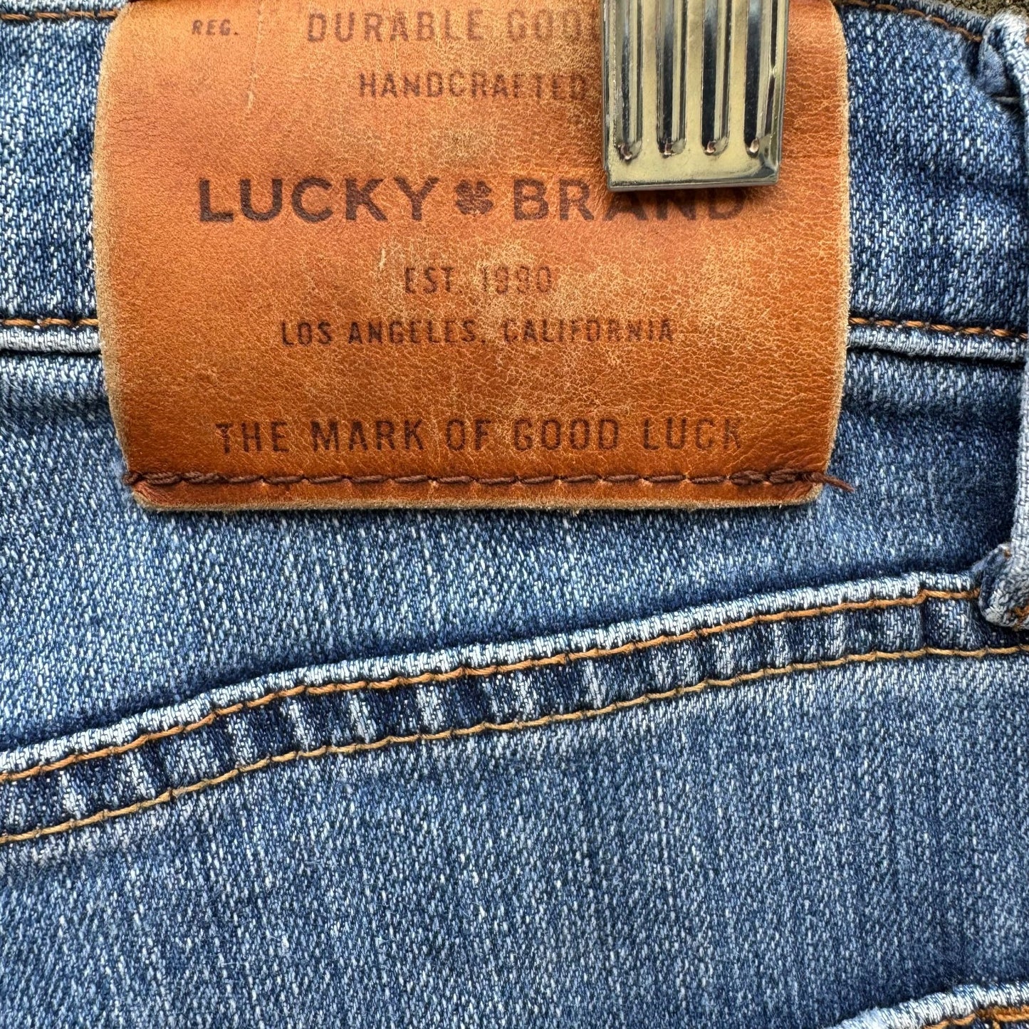 Lucky Brand Classic Fit Denim Straight Leg Jeans Vintage Wash 90s Retro 35x29