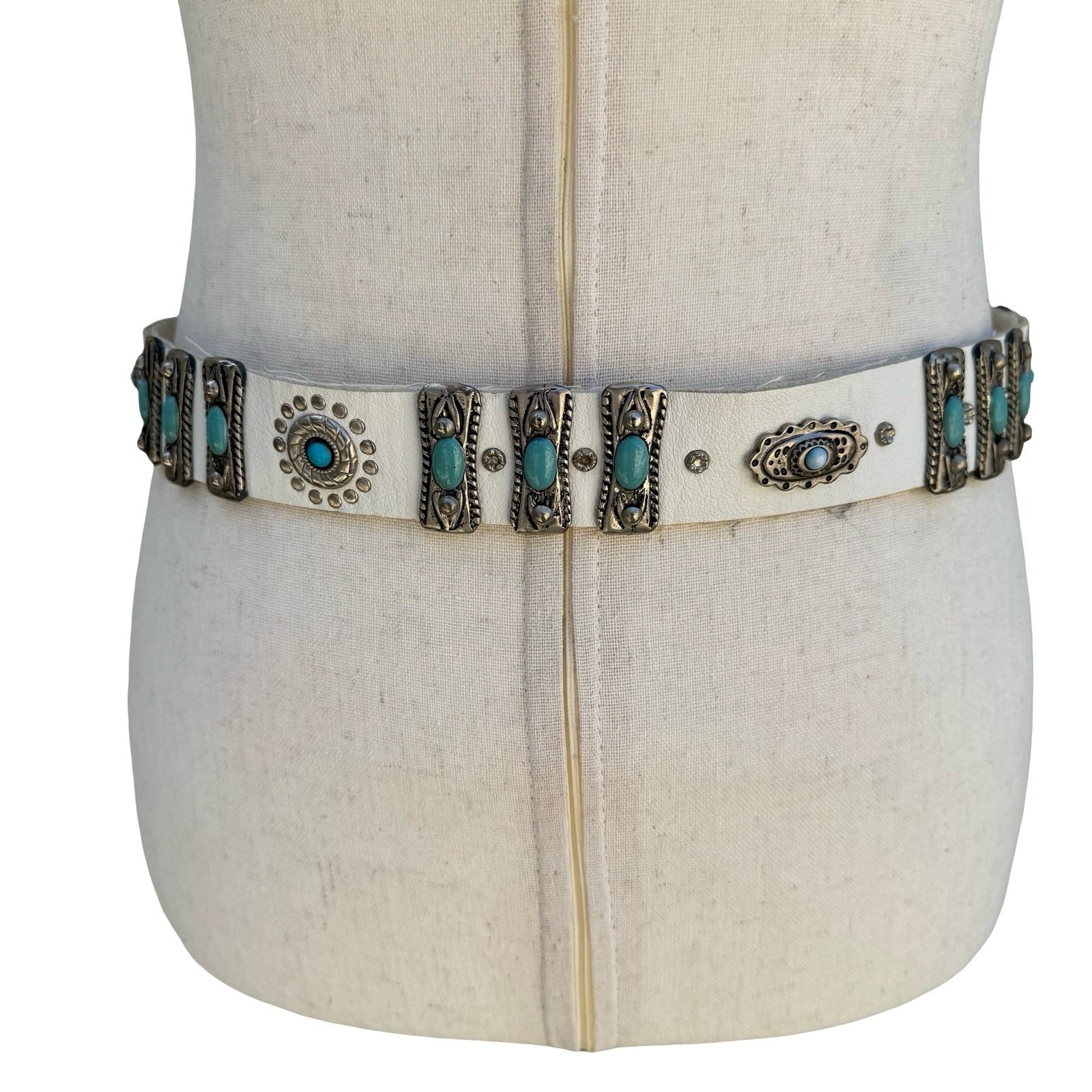 Lily Farouche Munich White Leather Western Belt Turquoise Silver Studded Concho