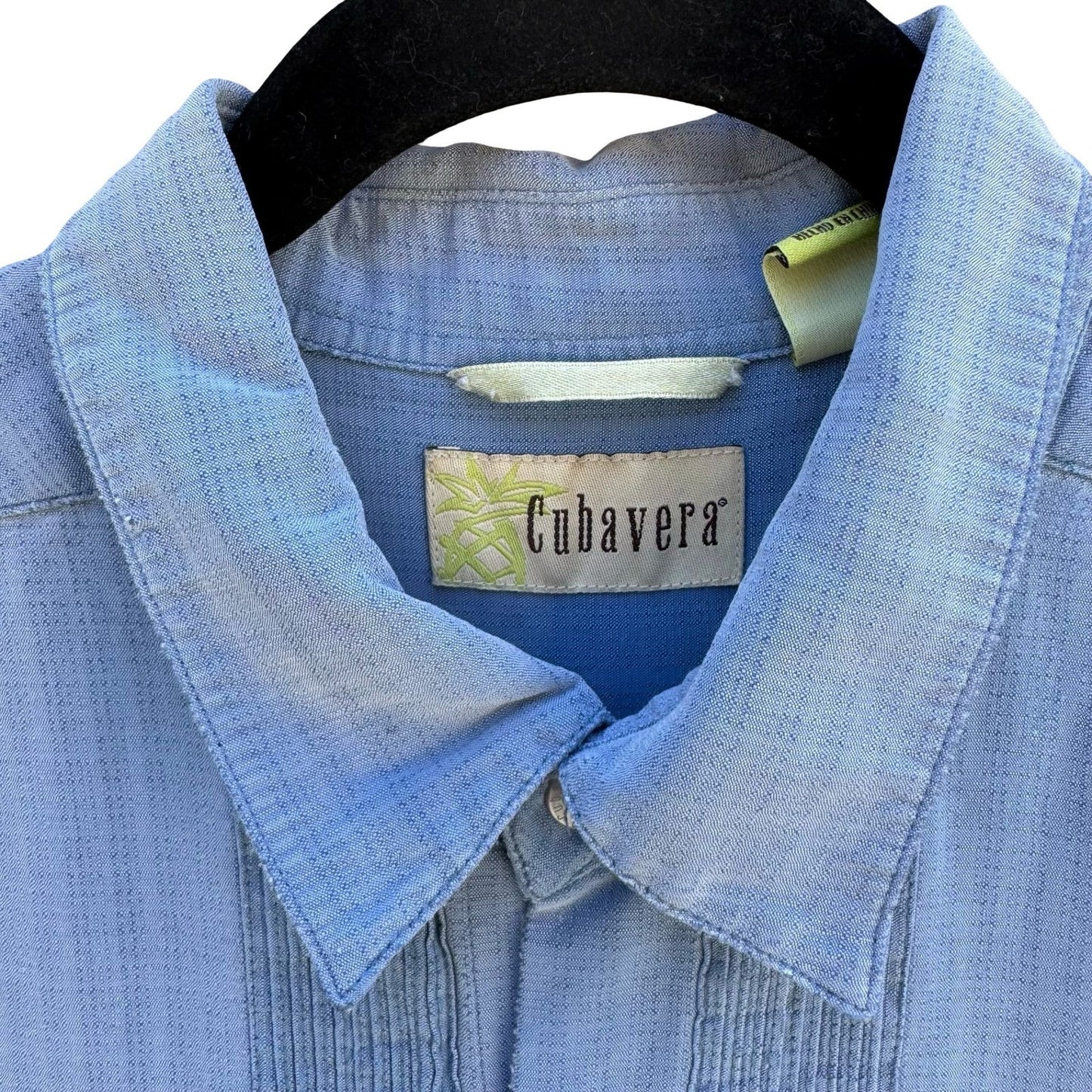 Cubavera Mens L Blue Embroidered Pintuck Guayabera Coastal Camp Shirt Aloha Cuba