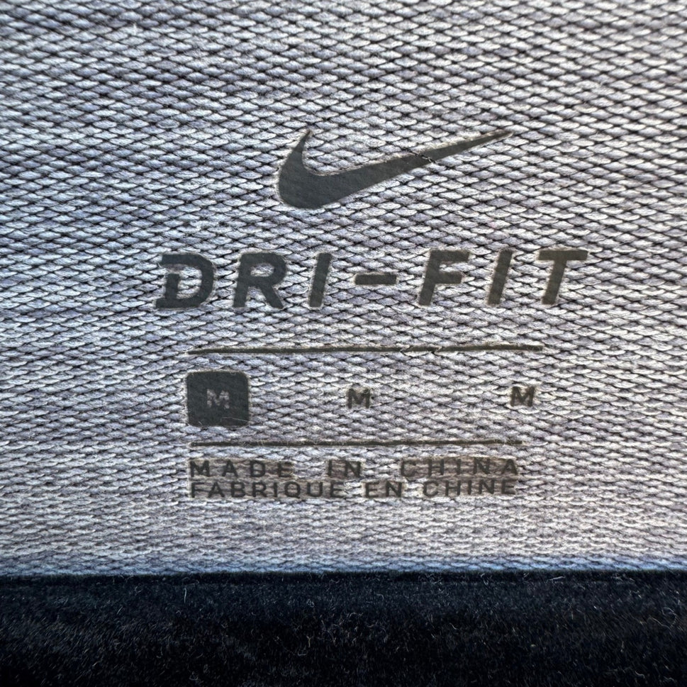 Nike Dri-FIT Athleisure Activewear Gorpcore Training High Low Logo Top Grey M