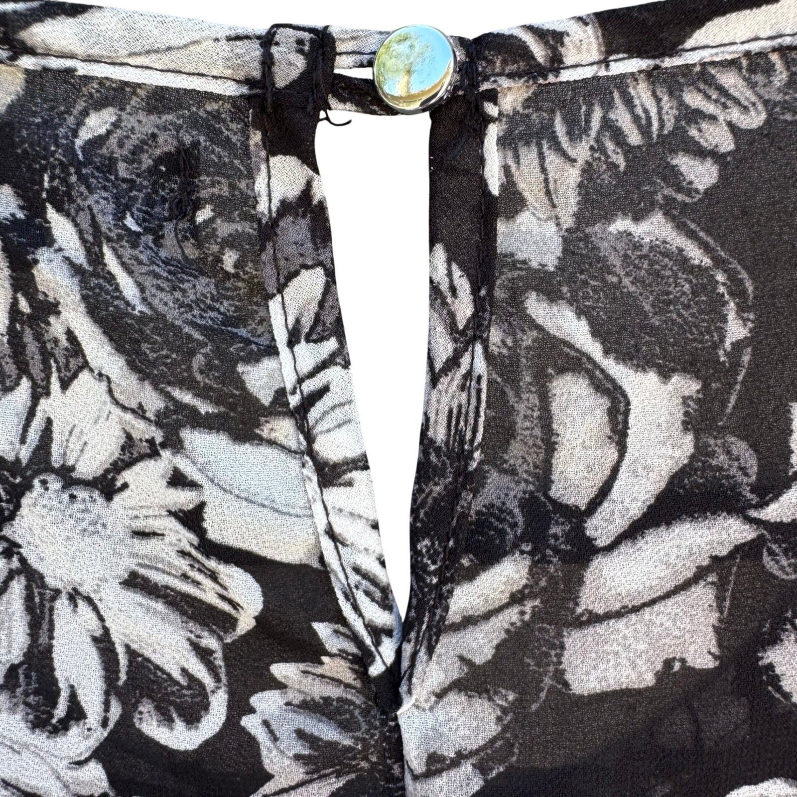 Jonathan Martin Semi Sheer Dark Floral Chiffon Layer Blouse Keyhole Back Black M