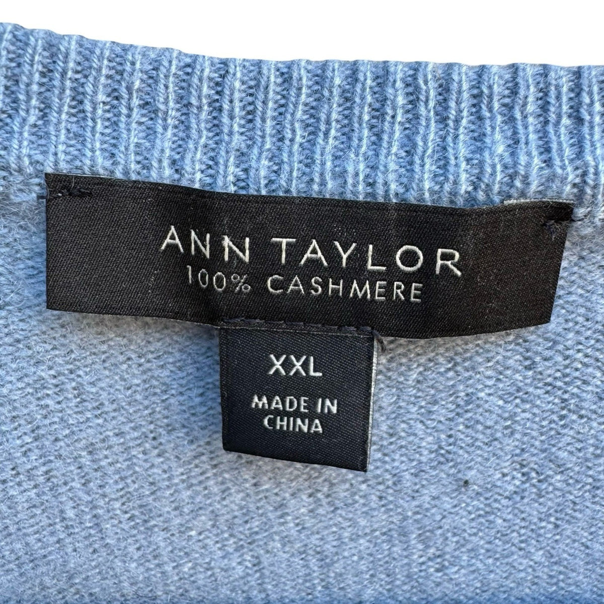 Ann Taylor 100% Cashmere Quiet Luxury Minimalist V-Neck Sweater Pastel Blue XXL