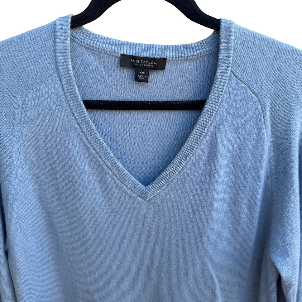 Ann Taylor 100% Cashmere Quiet Luxury Minimalist V-Neck Sweater Pastel Blue XXL