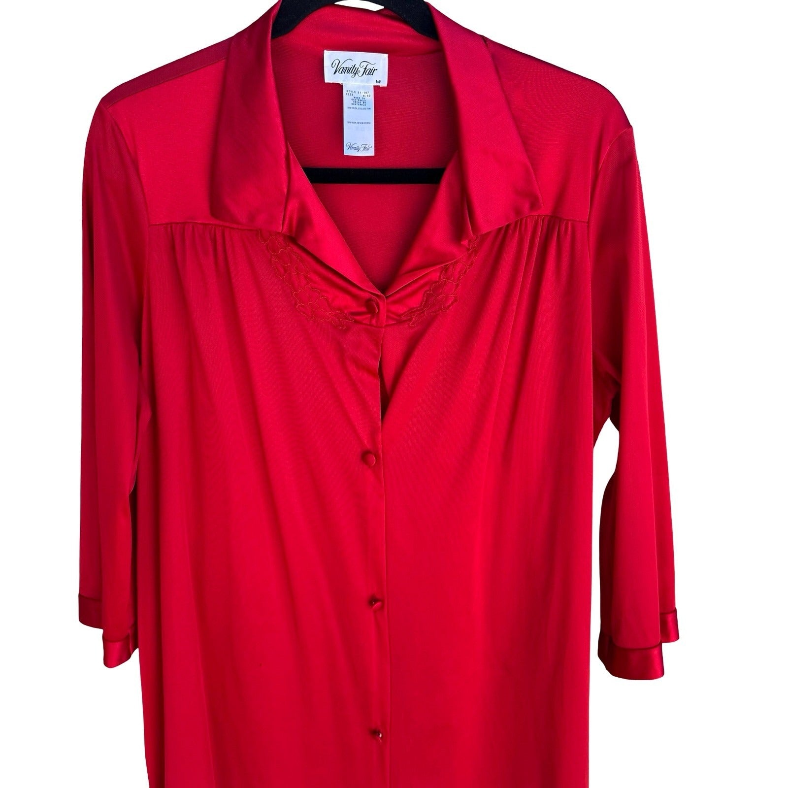 Vanity Fair Beauty Loungewear Embroidered Housecoat Sleepwear Robe Red M NEW