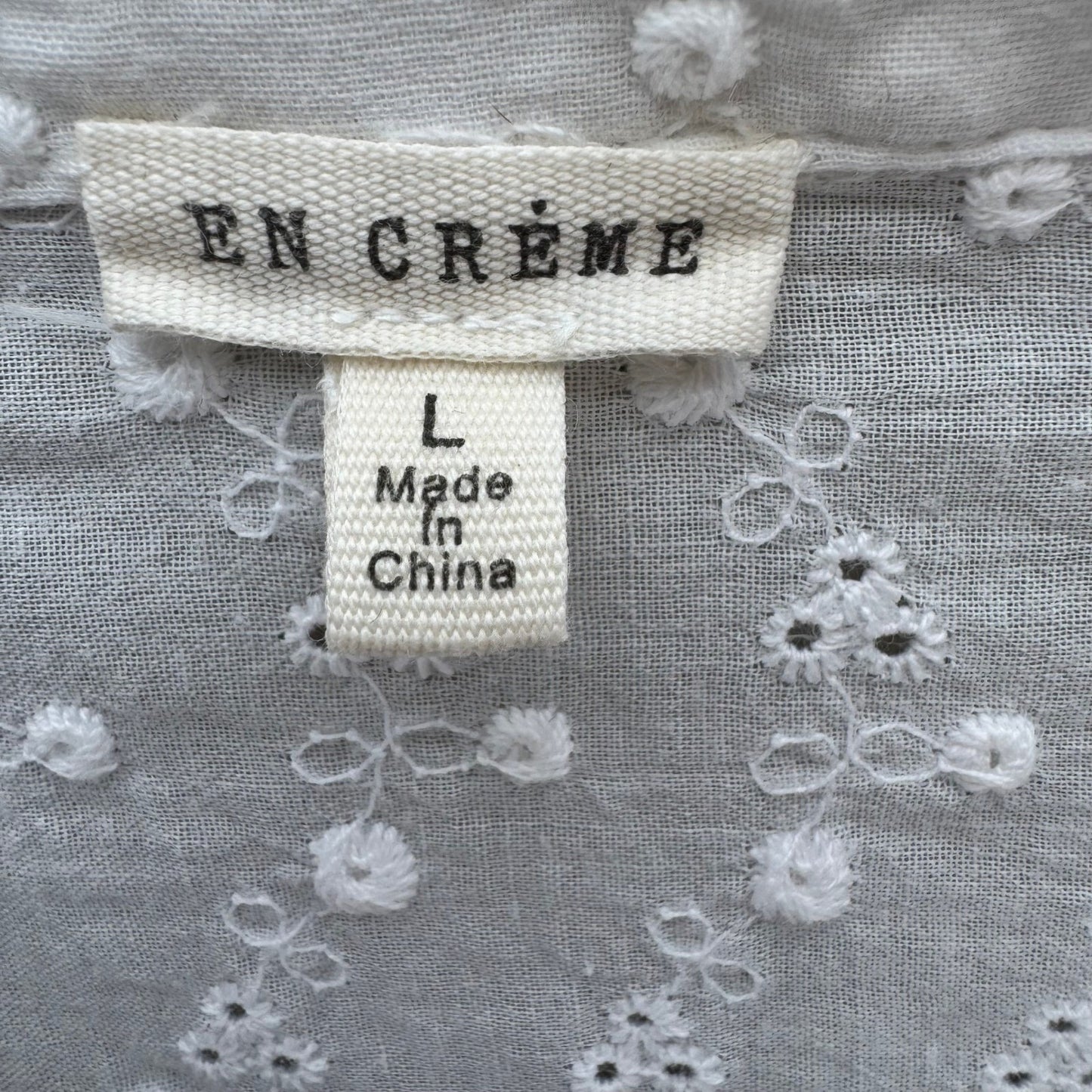 En Creme White Eyelet Button Down Shirt Floral Embroidery Cottage Blouse L Boho