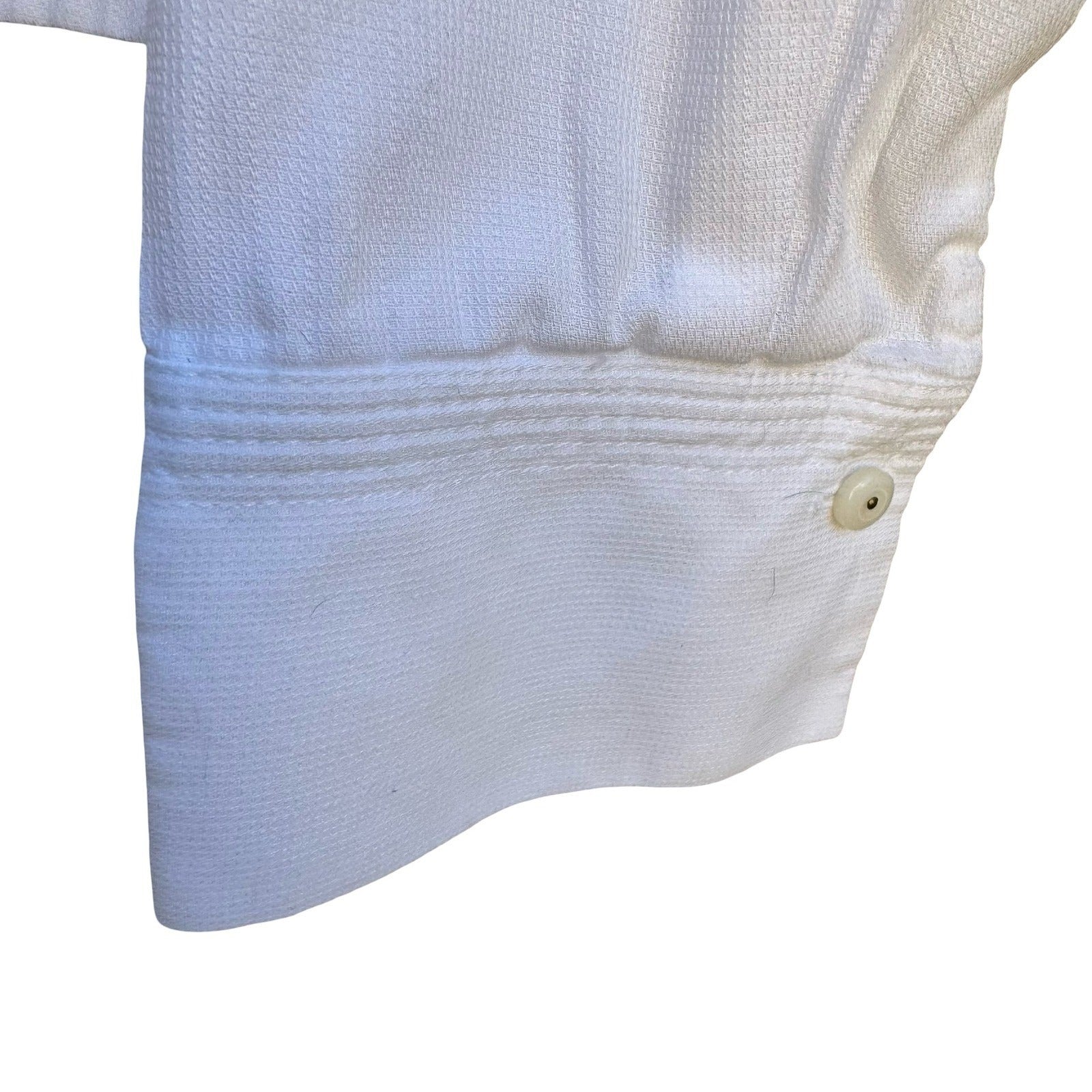 Jones New York Signature White Cotton Textured Button Down Shirt Sz M Minimalist