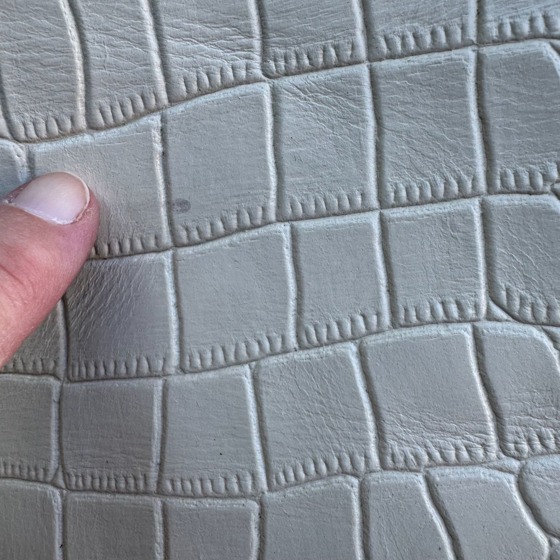 Stone Croc Embossed Leather Womens Hobo Bag Single Strap Magnetic Closure New