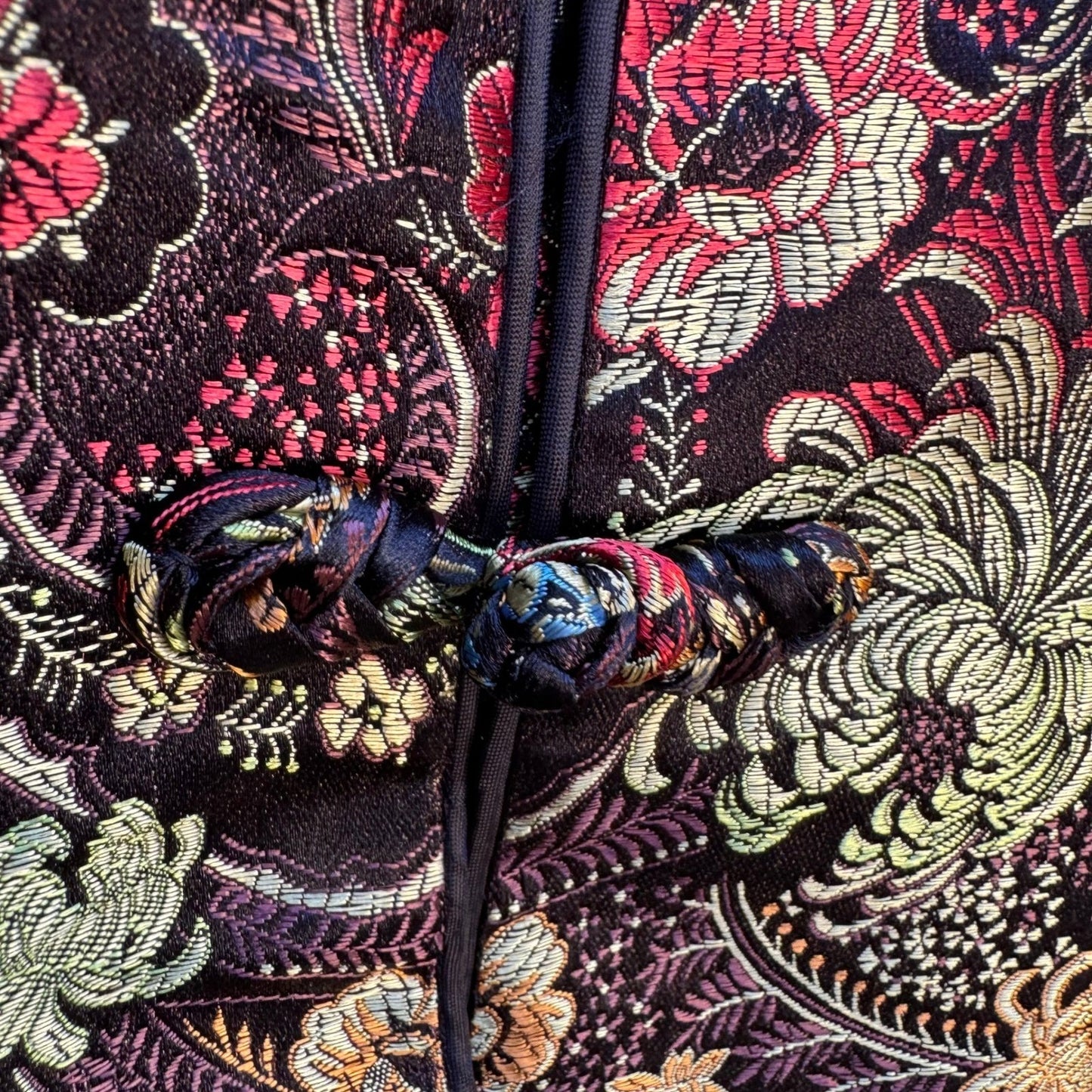 Vintage Chinoiserie Mandarin Collar Floral Jacquard Brocade Frog Closure Jacket
