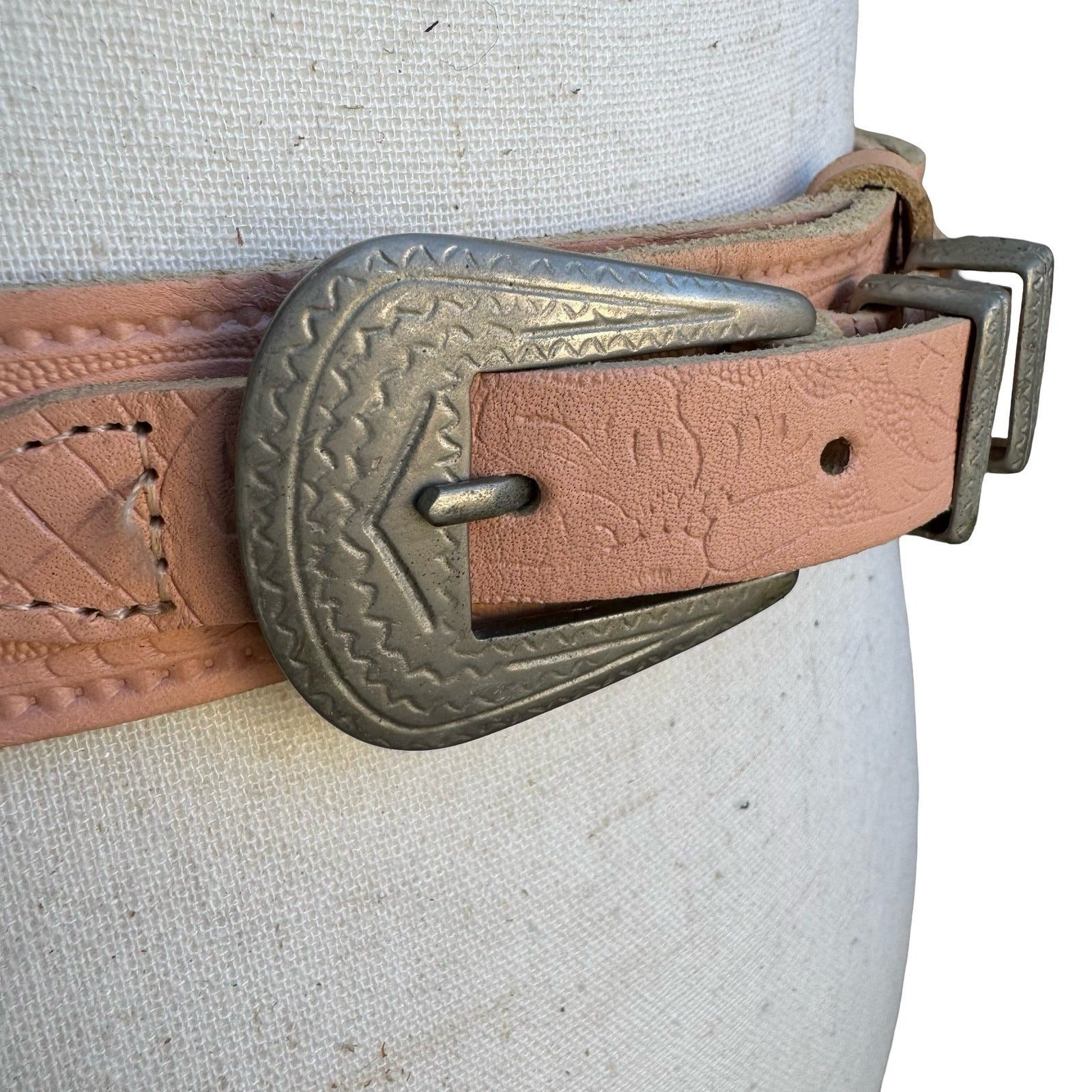 Vintage French Made Pink Tooled Leather Western Belt Silver Buckle 80 32 52567
