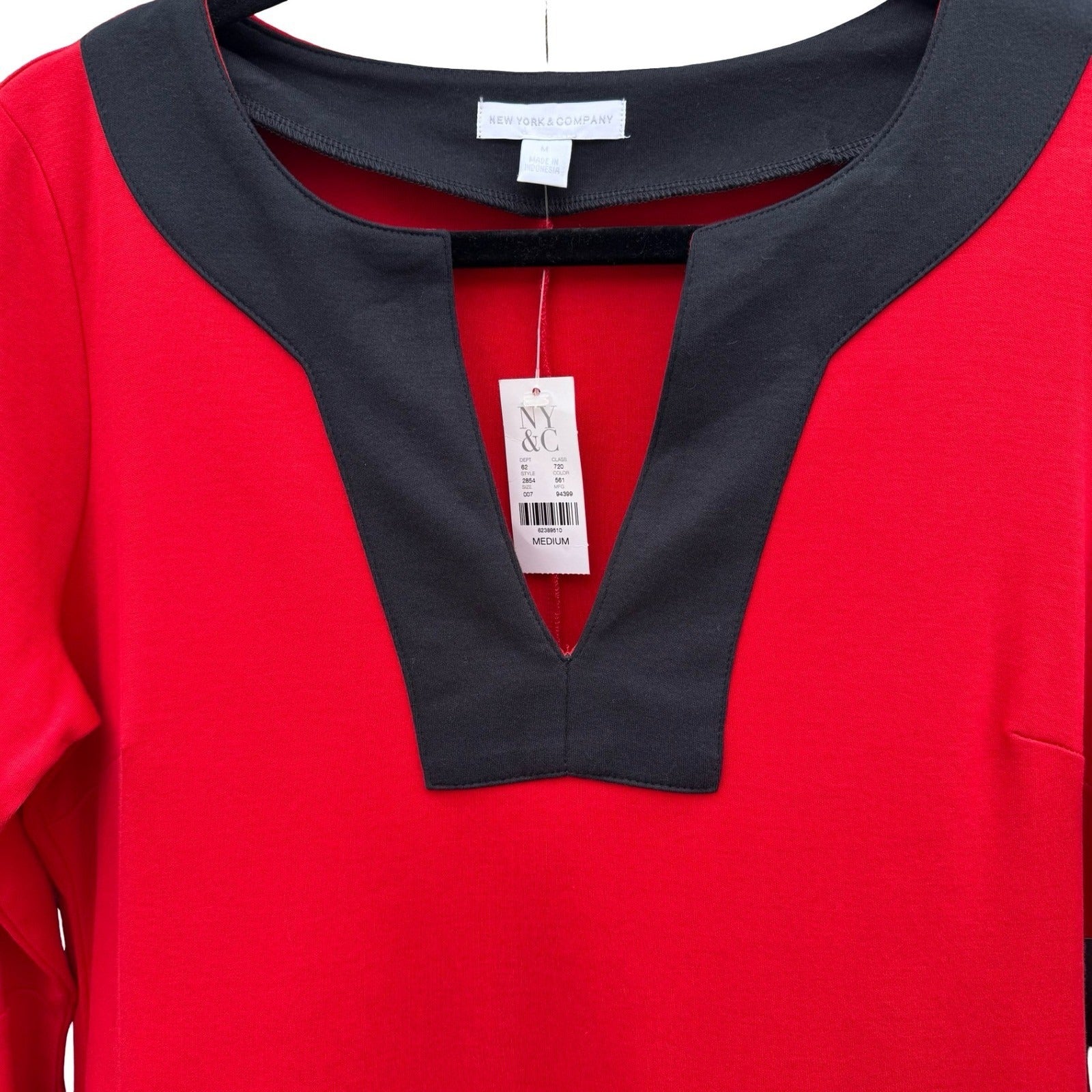 New York & Company Red Shift Dress Notched Neck Bell Sleeve Pockets Medium NEW