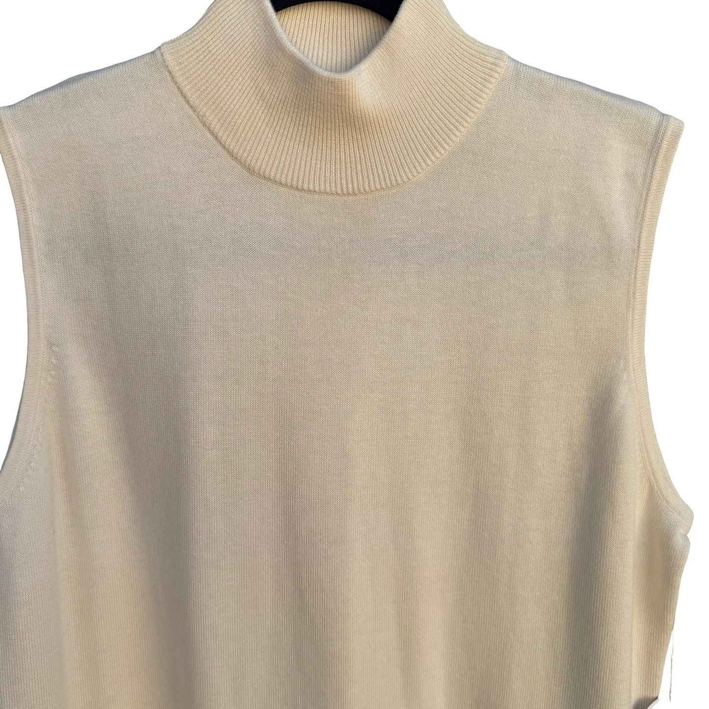 DG2 Diane Gilman Womens Mock Neck Sleeveless Sweater Shell Cream Medium NEW