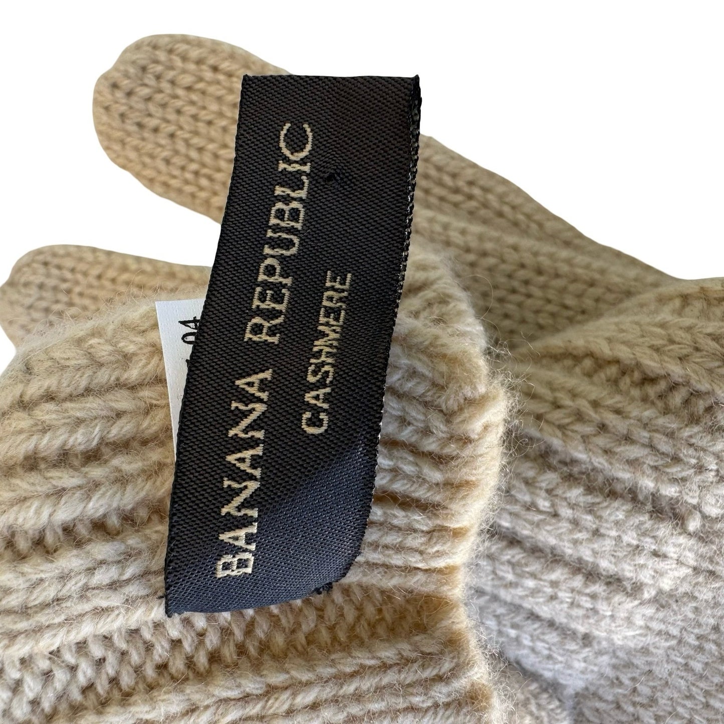 Banana Republic 100% Cashmere Gloves Tan Camel Ribbed Button Cuff Long Knit Warm