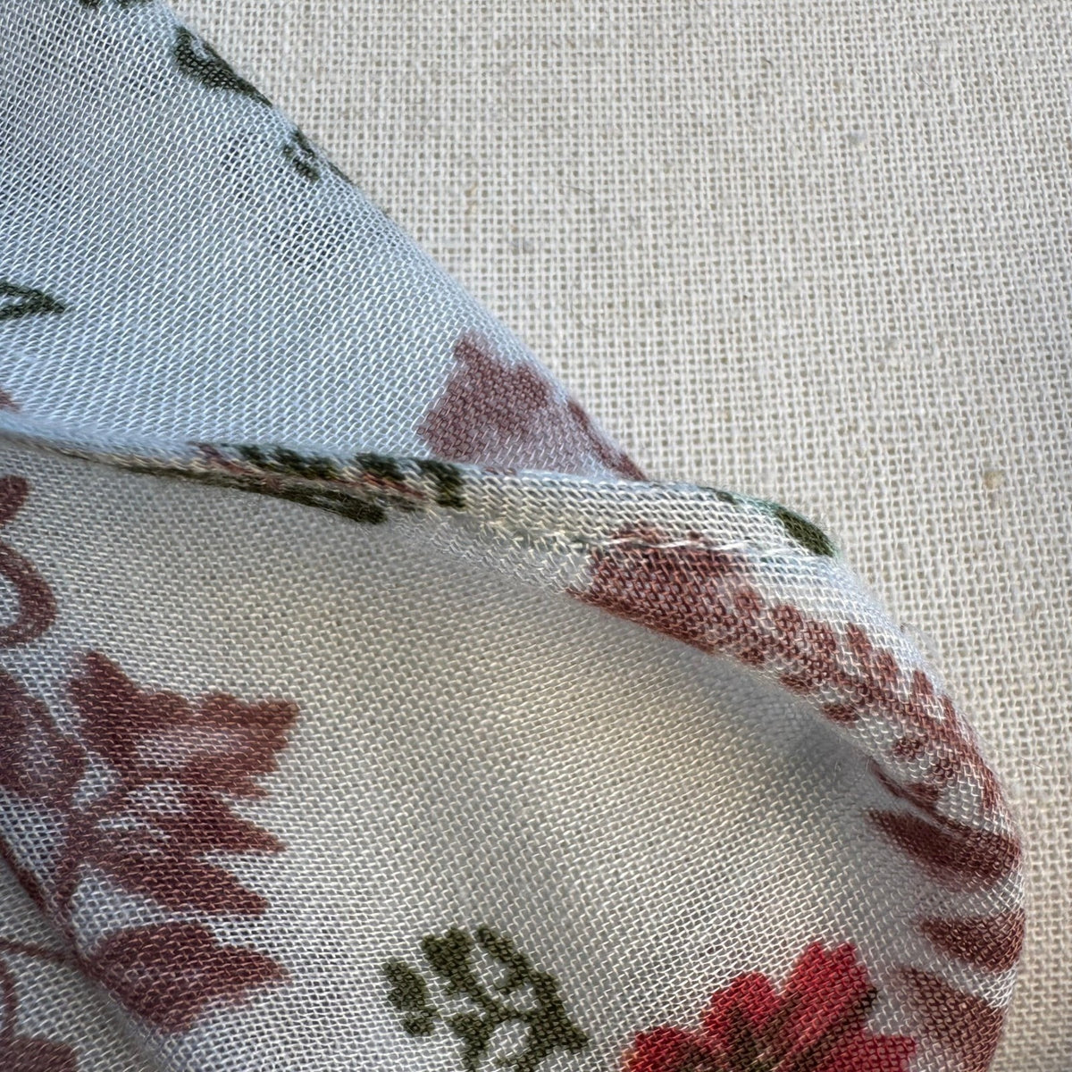 Christopher & Banks Feminine Cottagecore Garden Floral Botanical Scarf Wrap OS