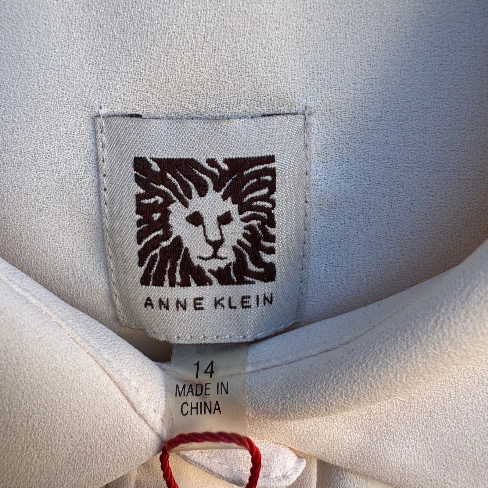 Anne Klein Minimalist Sleeveless Peter Pan Collar Blouse Off White Blouse 14