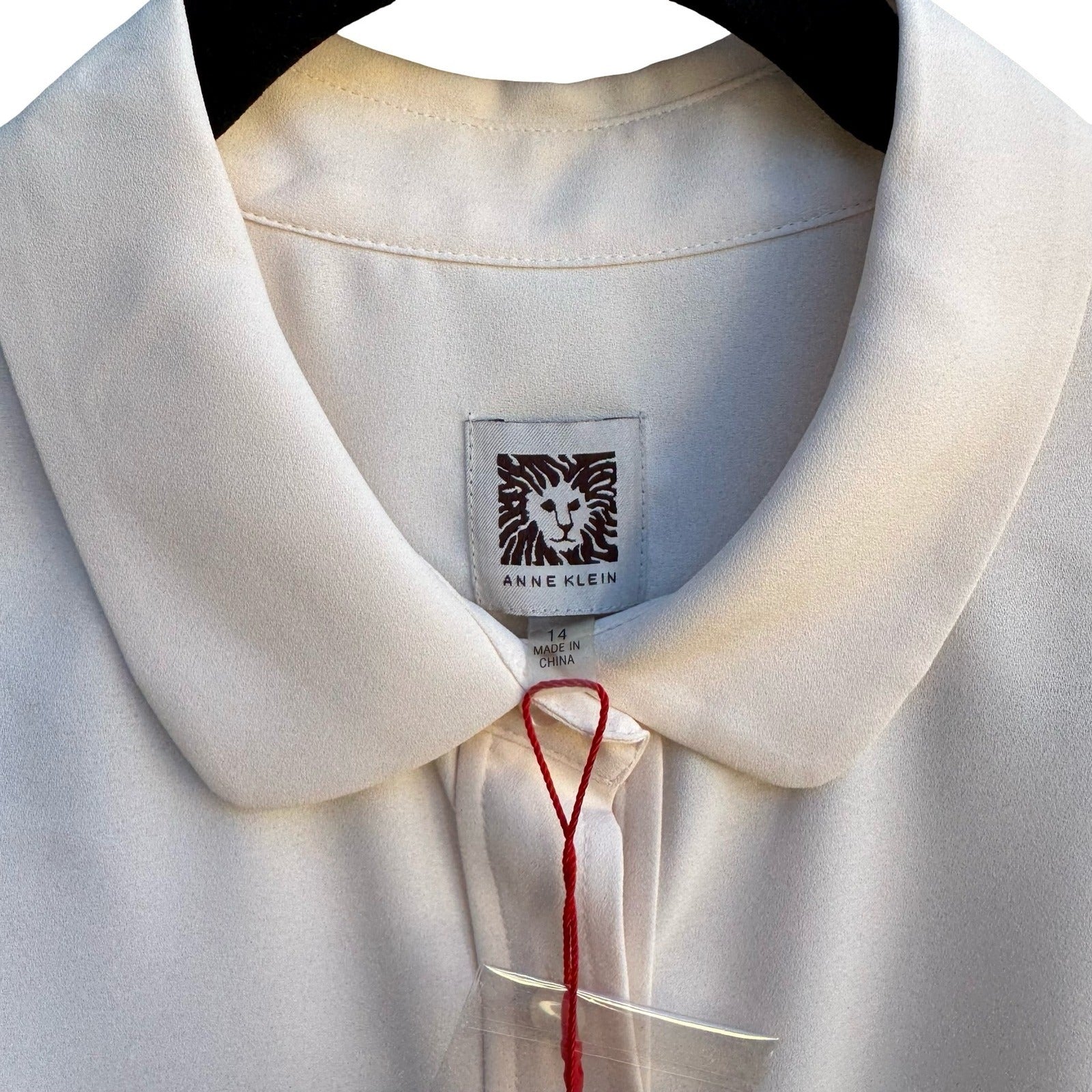 Anne Klein Minimalist Sleeveless Peter Pan Collar Blouse Off White Blouse 14
