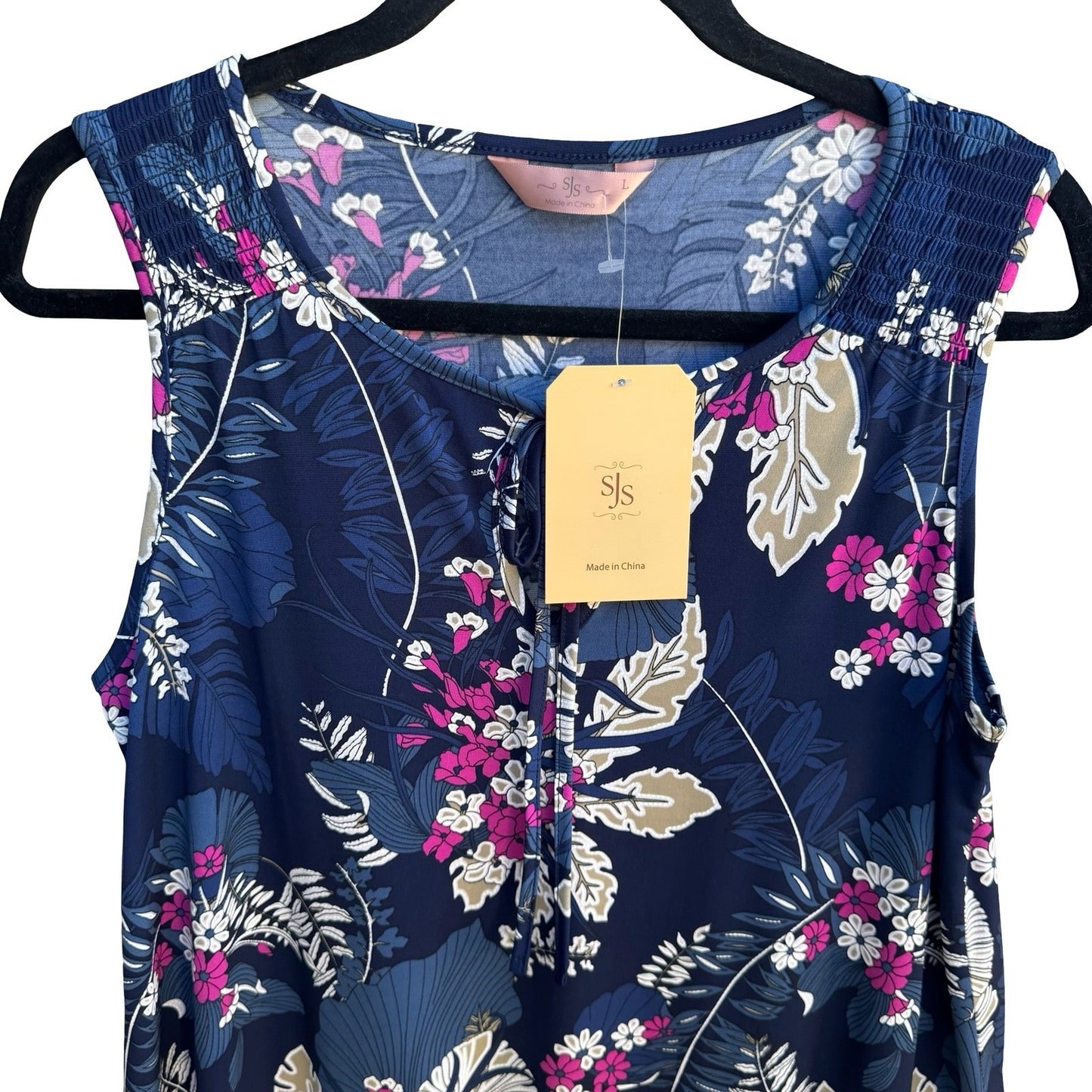SJS Feminine Boho Flowy Tropical Floral Sleeveless Navy Smocked Blouse L NEW