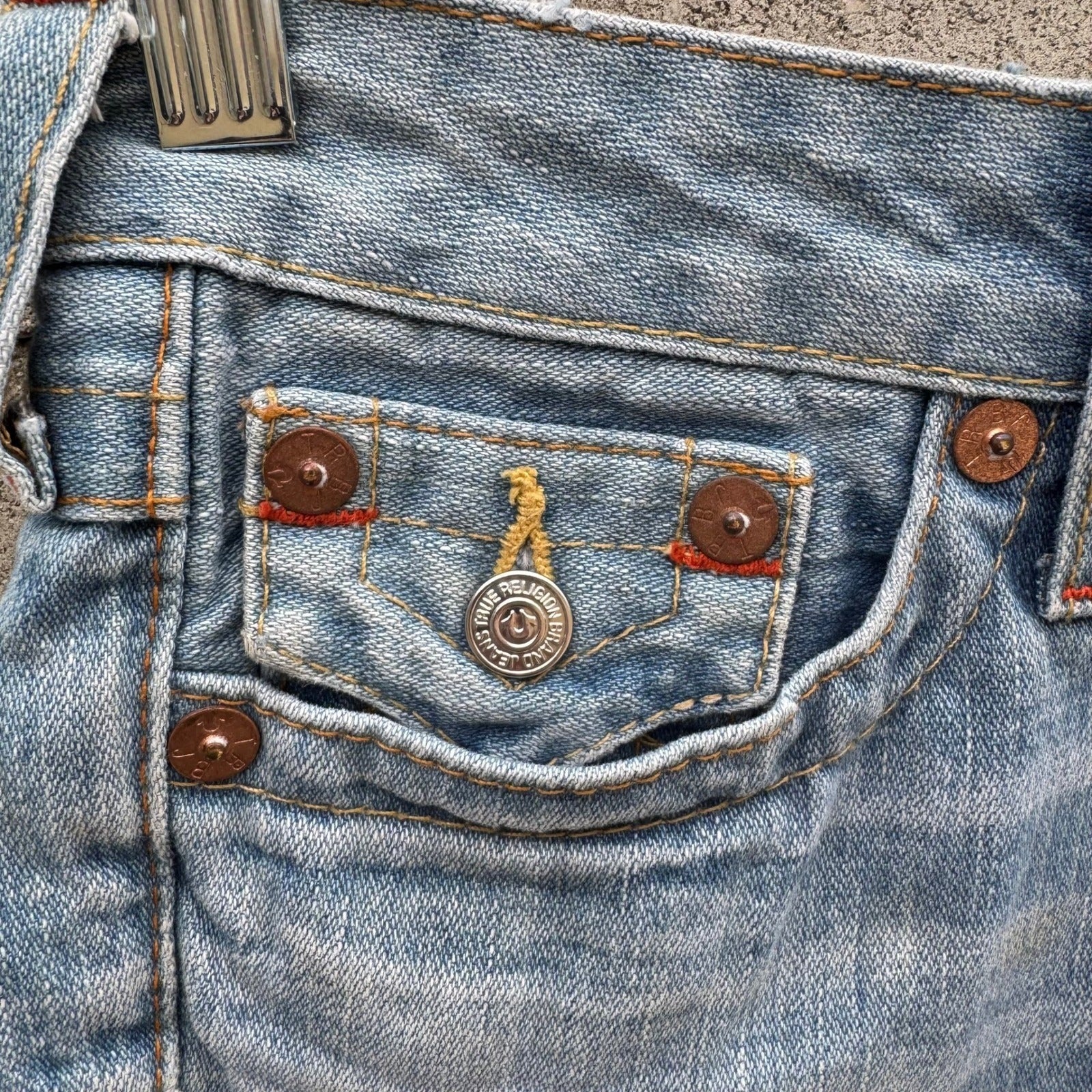 True Religion Joey Vintage Y2K Trashy Low Rise Denim Cut Off Shorts 26 Coachella