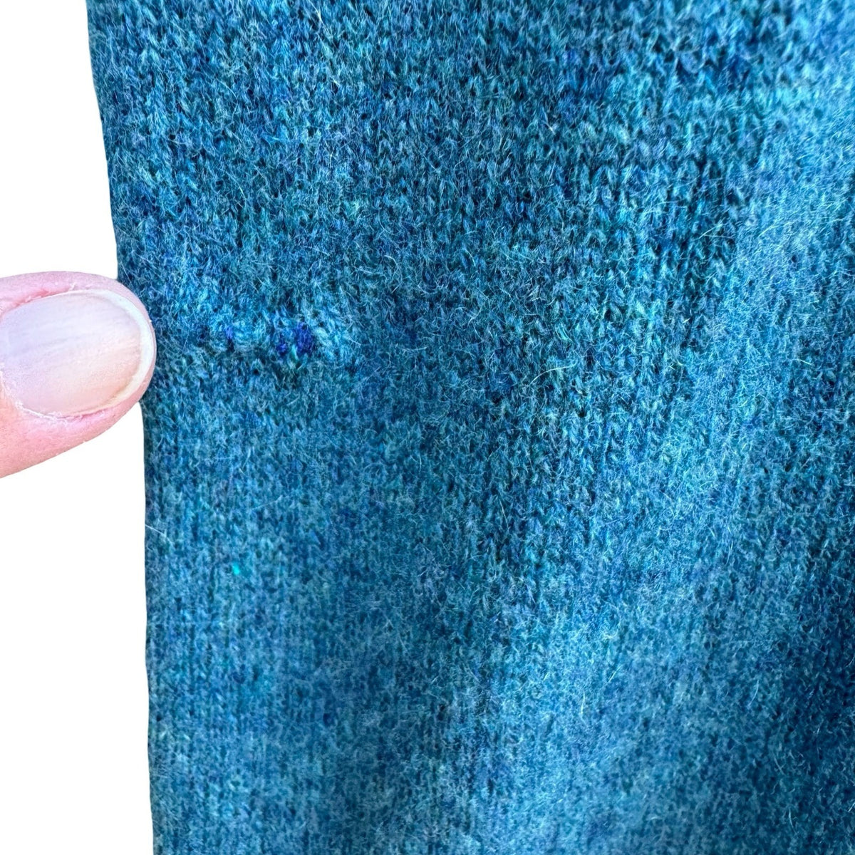Ann Taylor Upcycled Cashmere V-Neck Sweater Visible Mending Patch Sweater Teal M