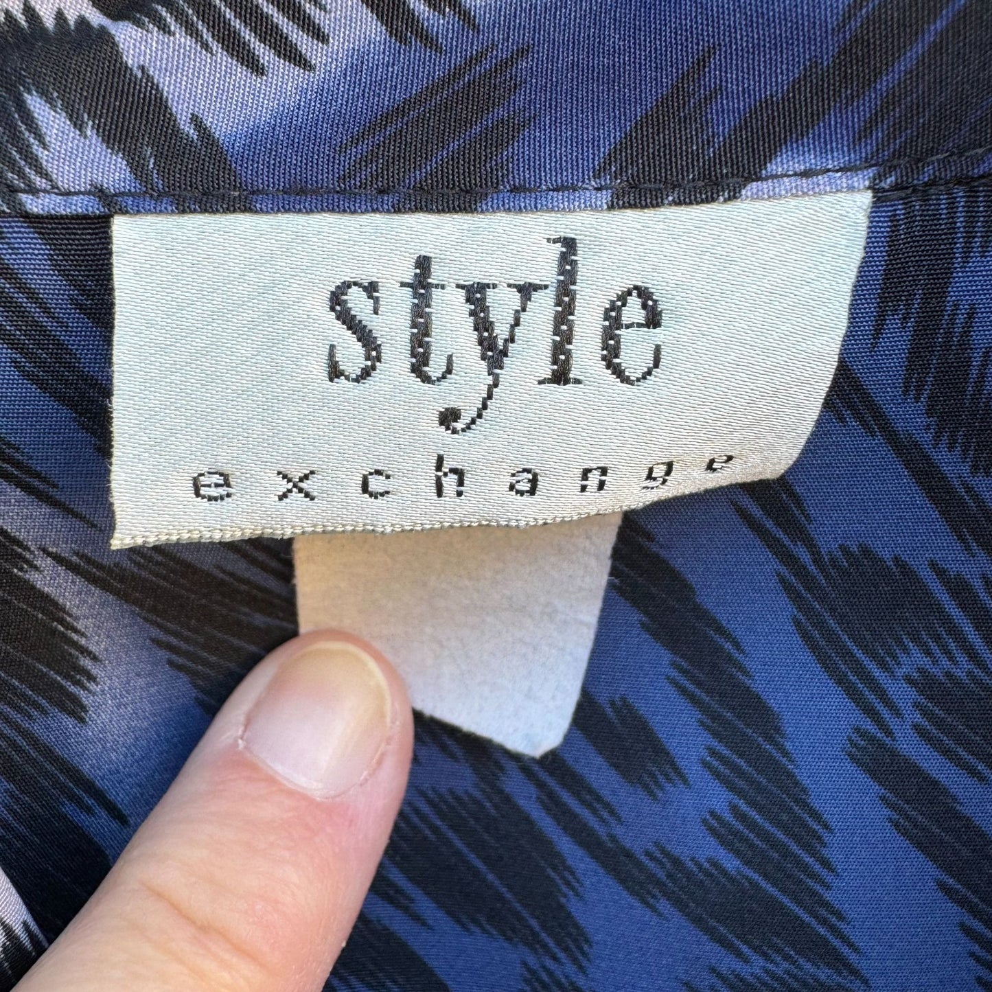 Style Exchange Vintage 90s Womens Blue Black Leopard Print Button-Down Blouse M