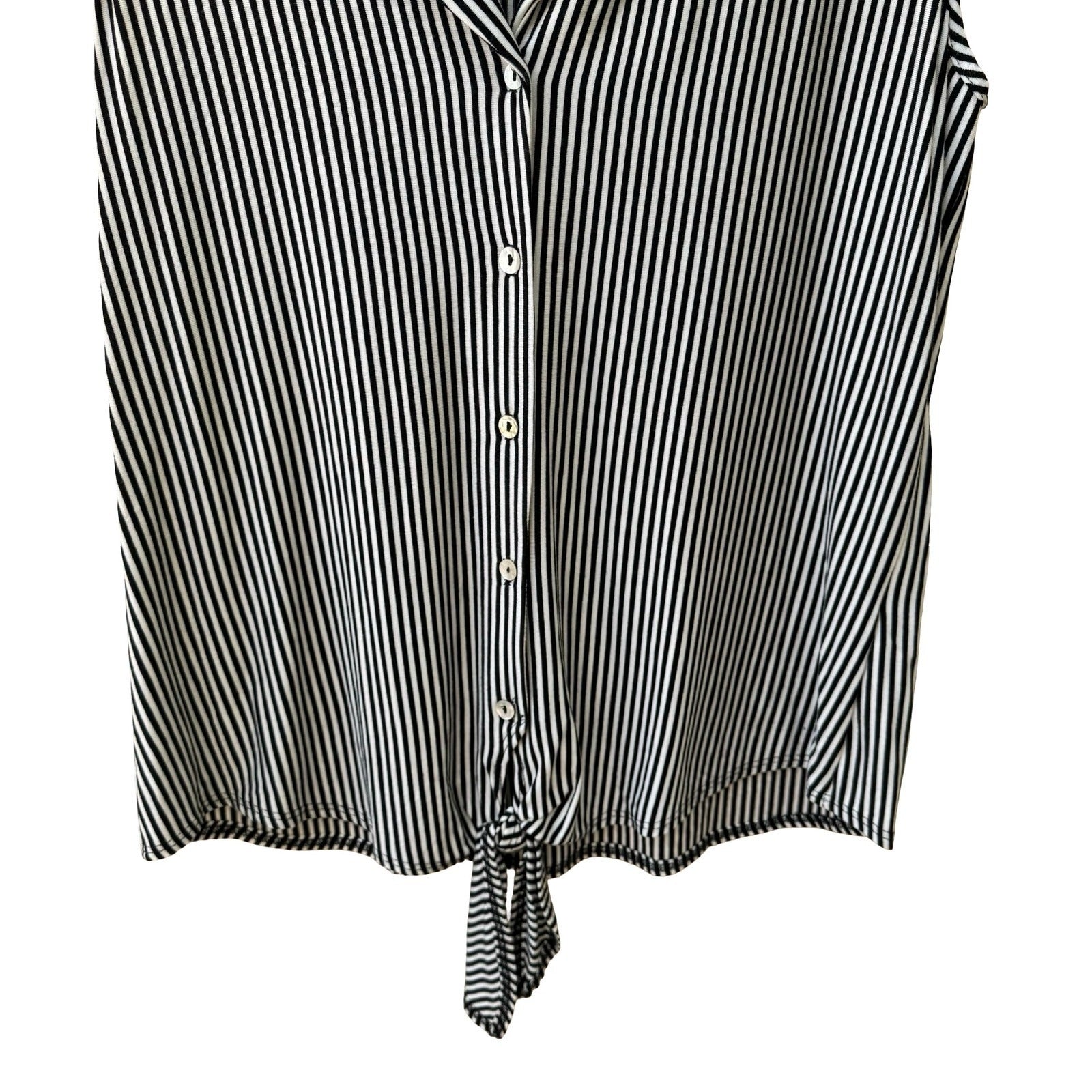 Kim & Cami Minimalist Preppy Nautical Mod Striped Tie Front Sleeveless Top L NEW