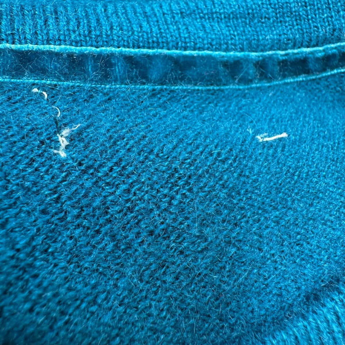 LL Bean 100% Cashmere Quiet Luxury Minimalist Preppy Sustainable Sweater Teal L