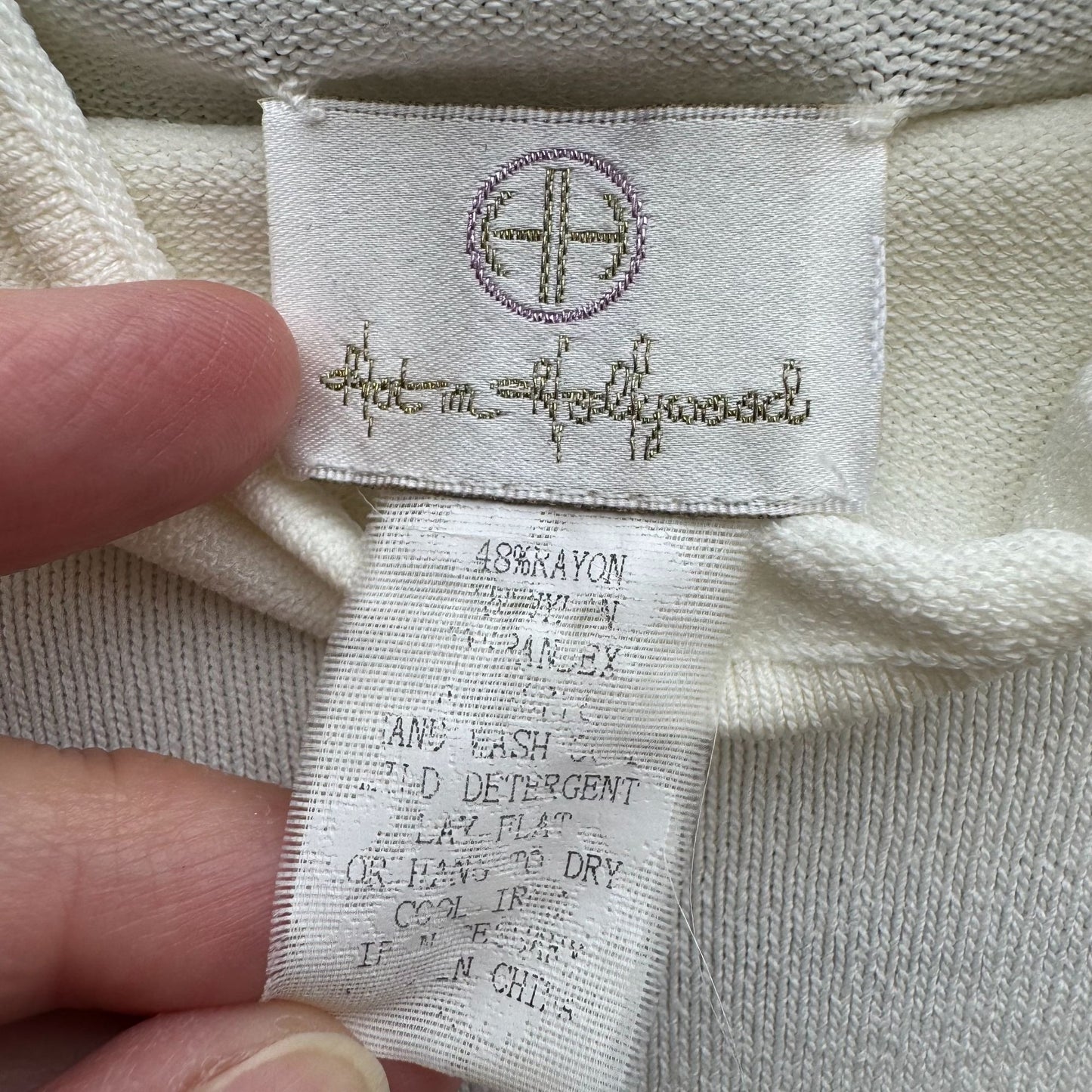 Hot In Hollywood Vintage White Knit Turtleneck Sweater Minimalist Stretch Womens