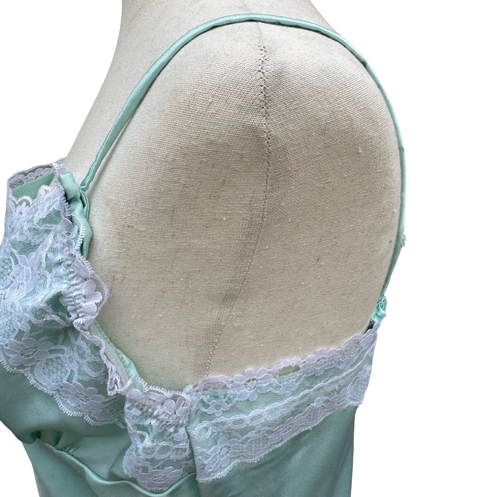Coquette 90265 Vintage Y2K Mint Satin Lace Camisole Top Womens M Tank Fairy