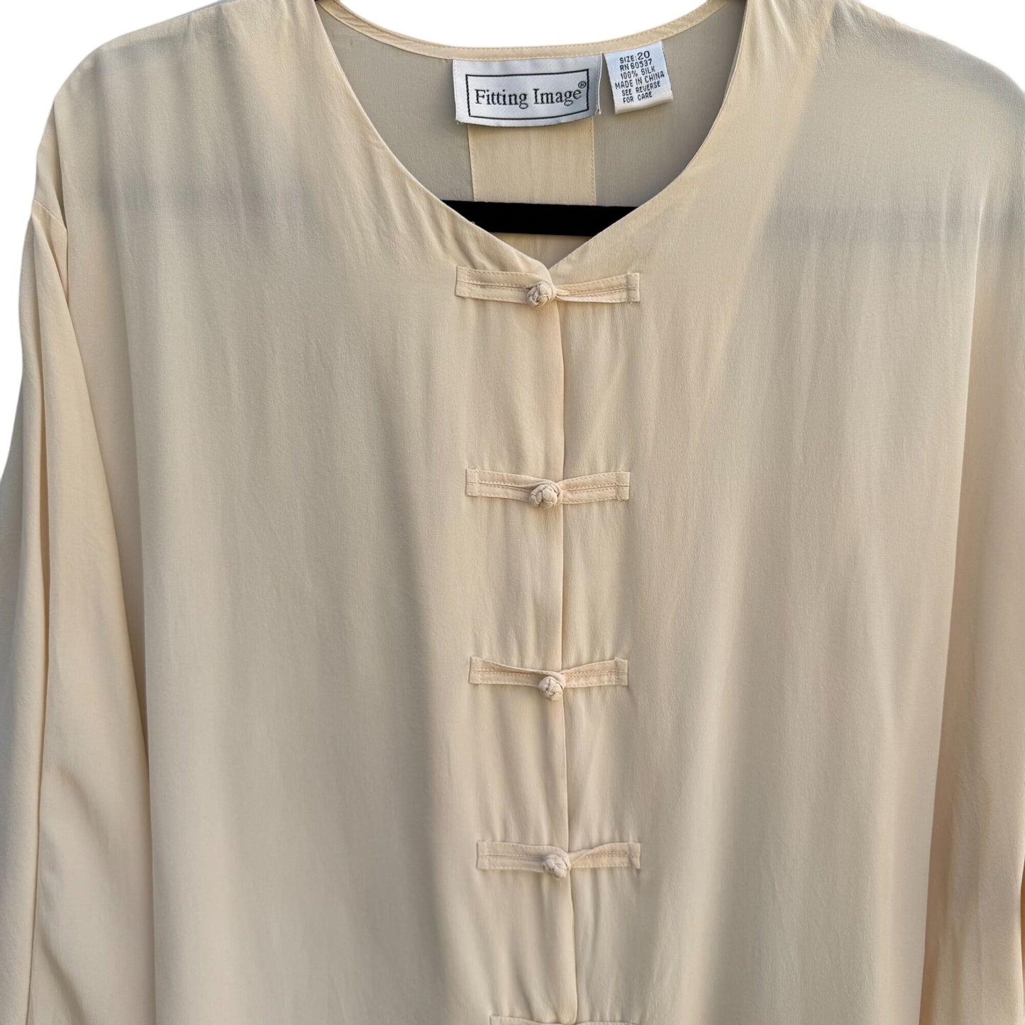 Fitting Image Vintage Womens Ivory 100% Silk Frog Closure Tunic Blouse Top 20