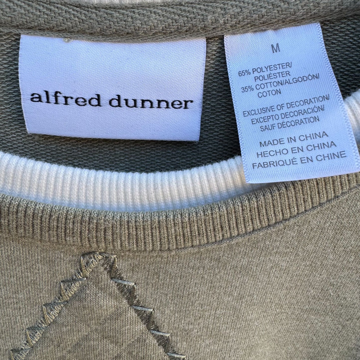 Alfred Dunner Womens Quilted Sweatshirt M Green Floral Embellished Pullover