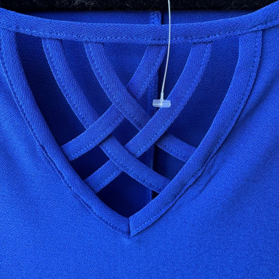 89th + Madison Glam Party Electric Blue Lattice Cutout Rhinestone Trim Top L NEW