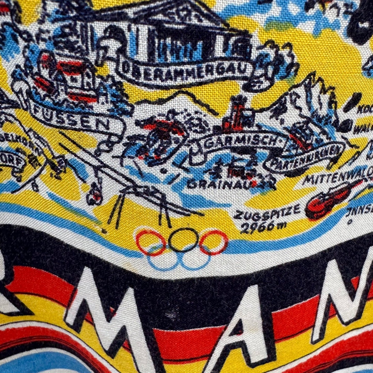 Vintage Deutschland Germany Map Souvenir Scarf Illustrated Heraldic Crests Multi