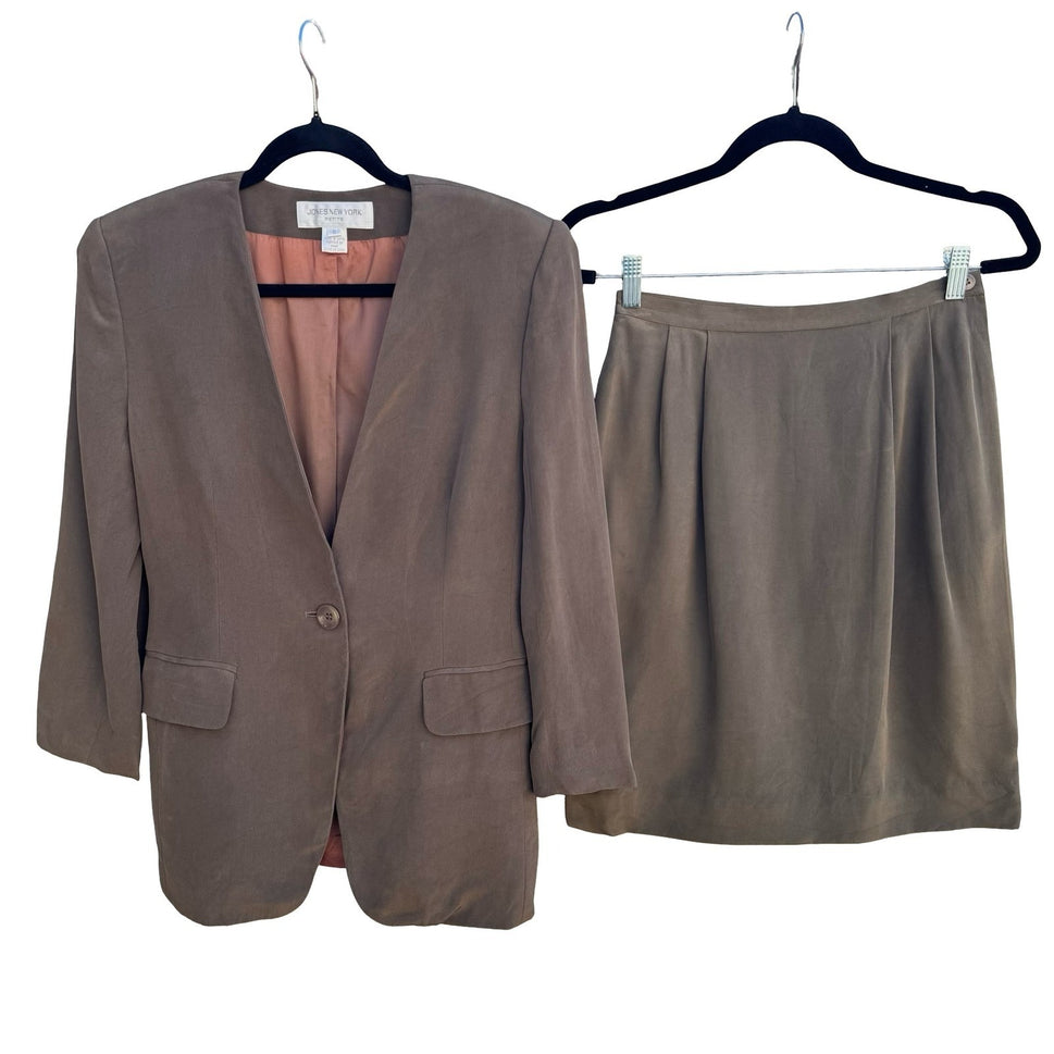 Jones New York Petite 6P Silk Skirt Suit Set Taupe Brown Collarless Blazer Mini