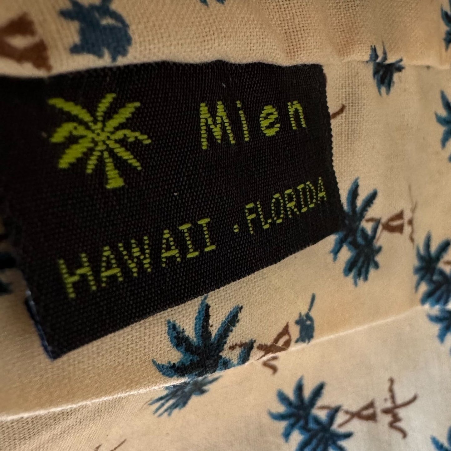 Mien Hawaiian Womens Black Woven Tote Bag Leather Straps Toggle Closure Beach