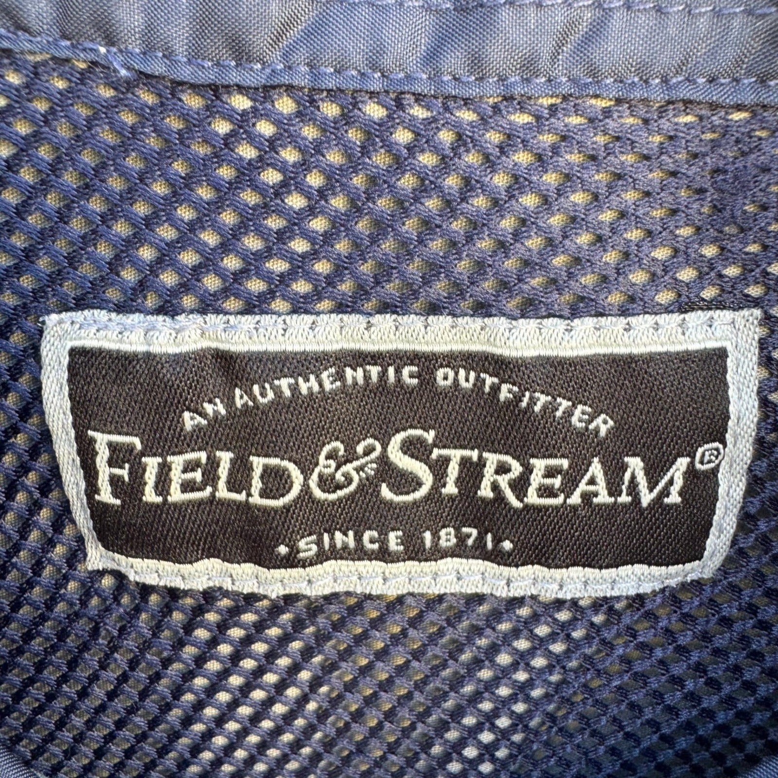Field & Stream Mens L Short Sleeve Fishing Shirt Khaki Mesh Back Utility Vented