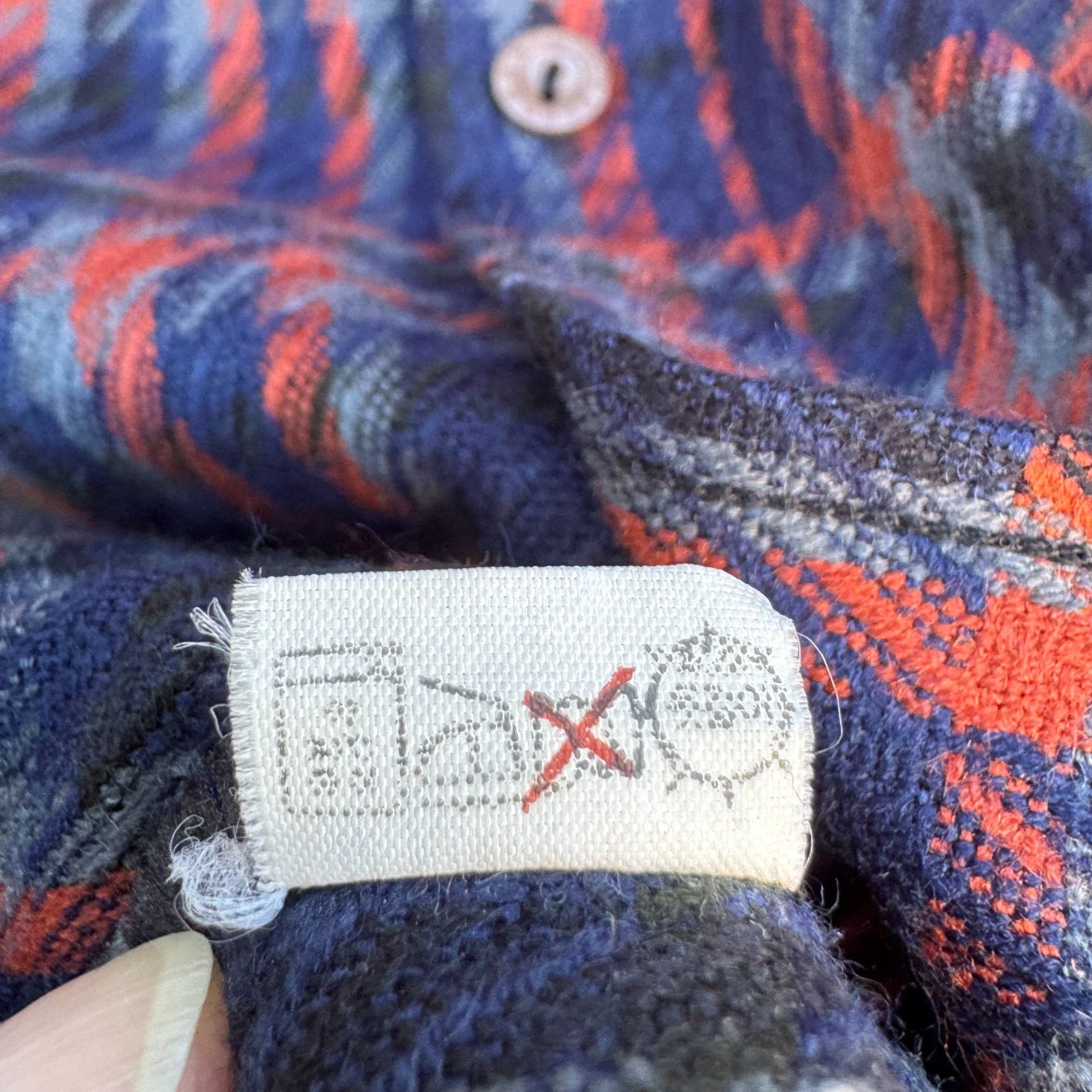 Hanjin Vintage Korean Plaid Button-Up Shirt Red Blue Long Sleeve Classic Retro M