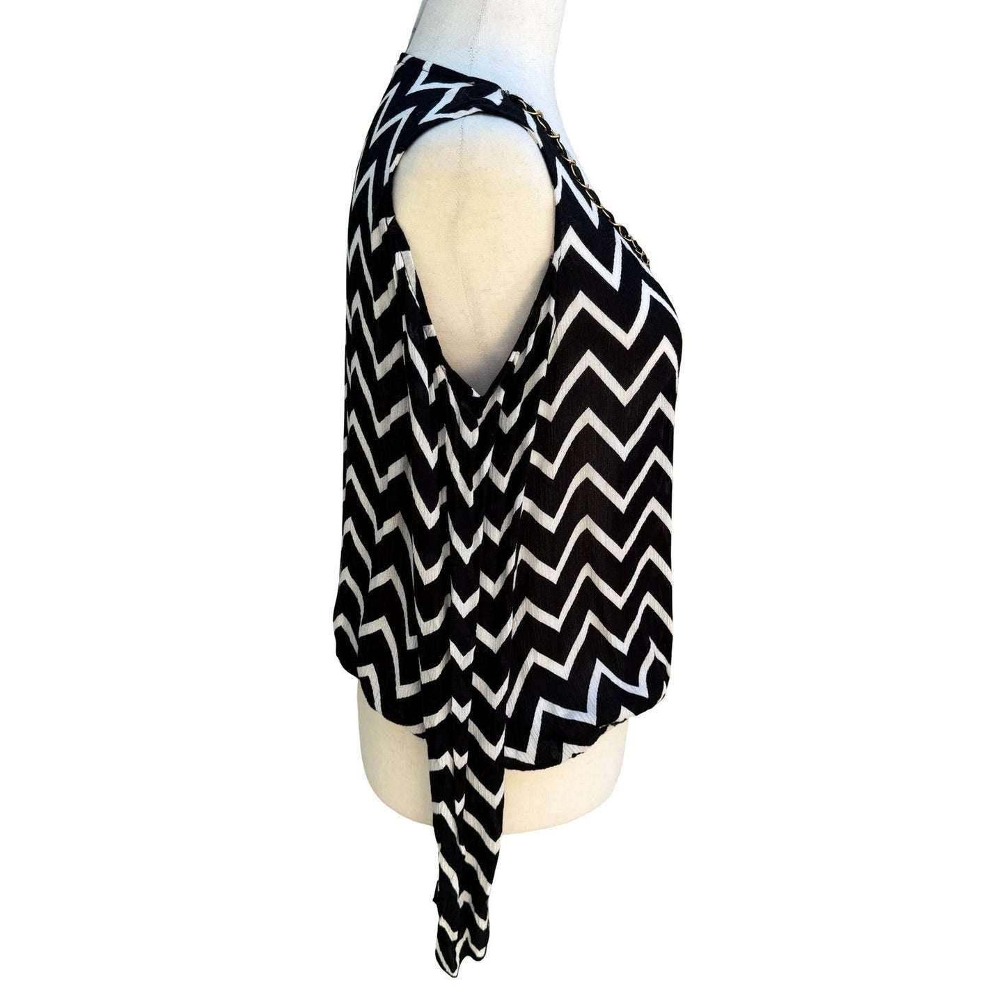Pretty Good Chain Neckline Chevron Cold Shoulder Flowy Wrap Blouse Black Women M